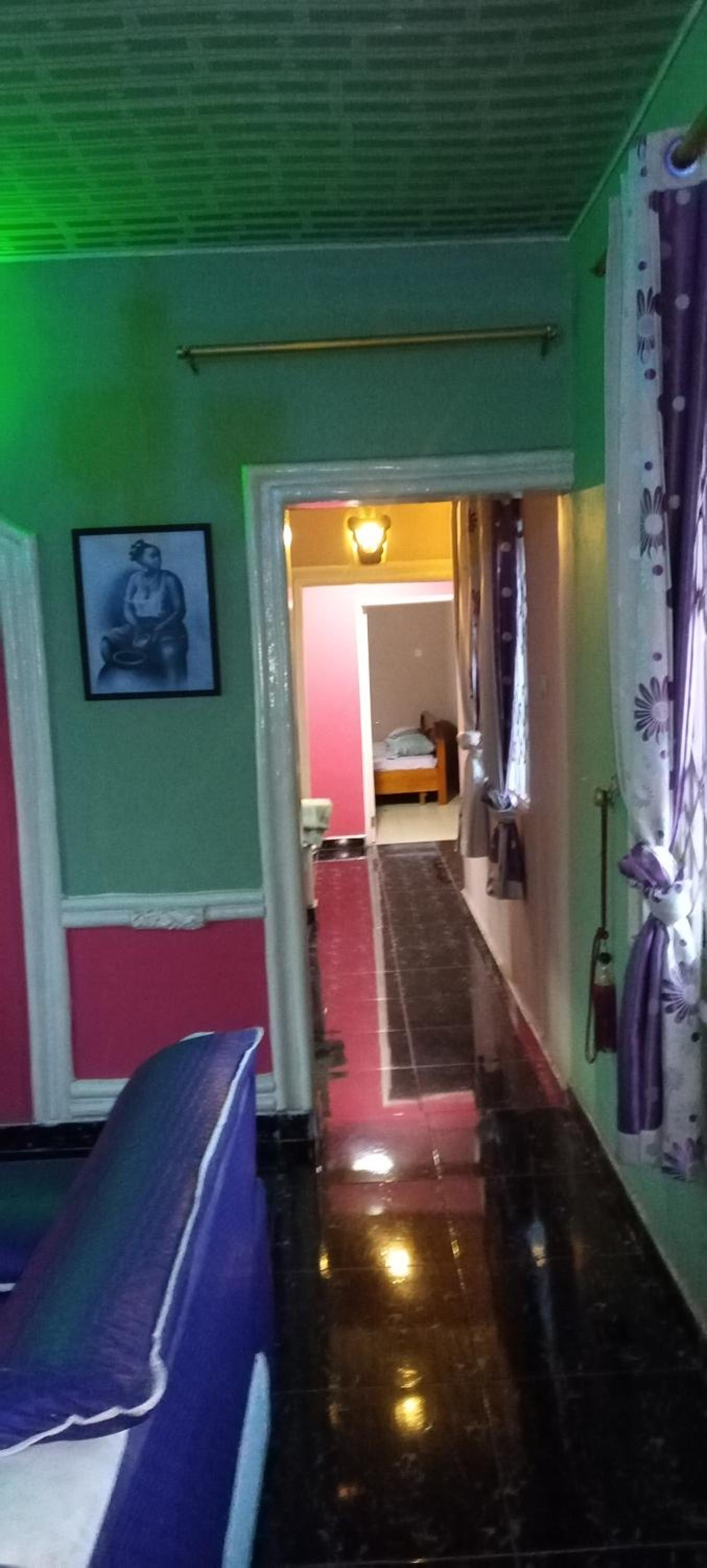 Executive Lodge