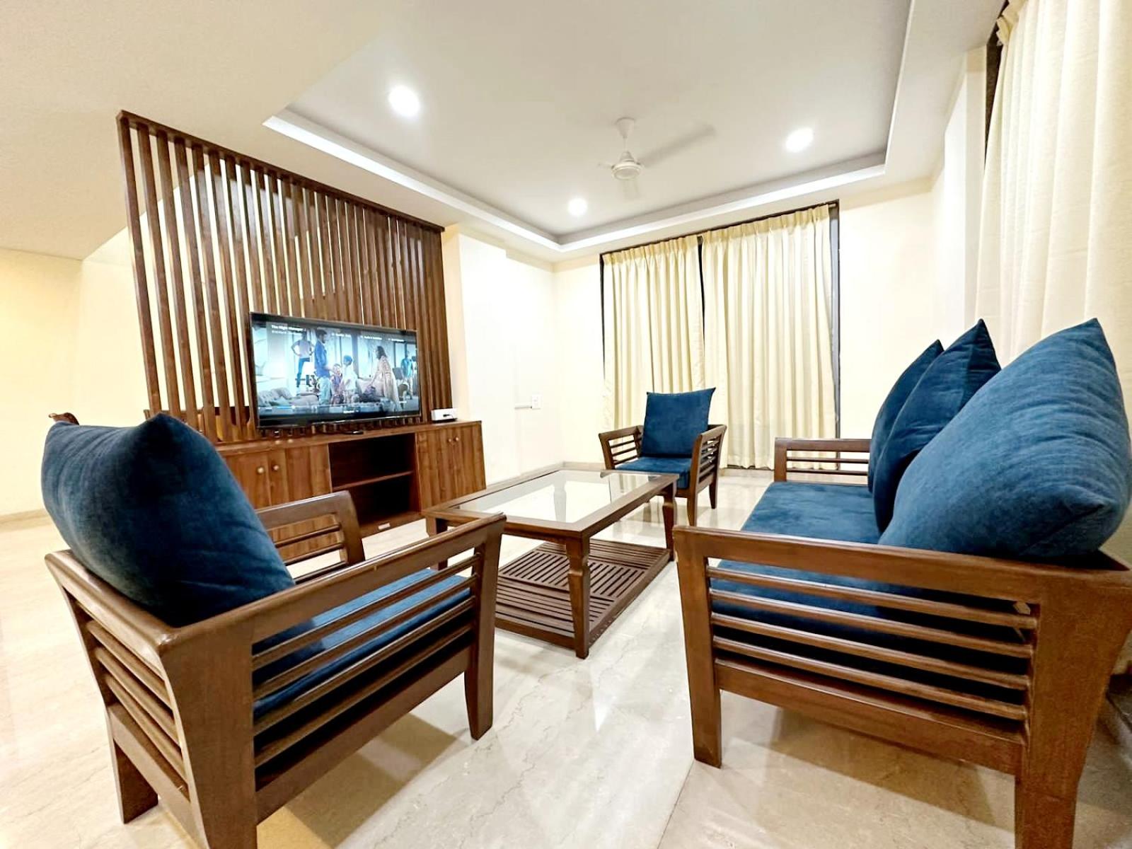 YellowBrick Villa - Near Market /Swimming pool/ AC/ Luxurious view 4