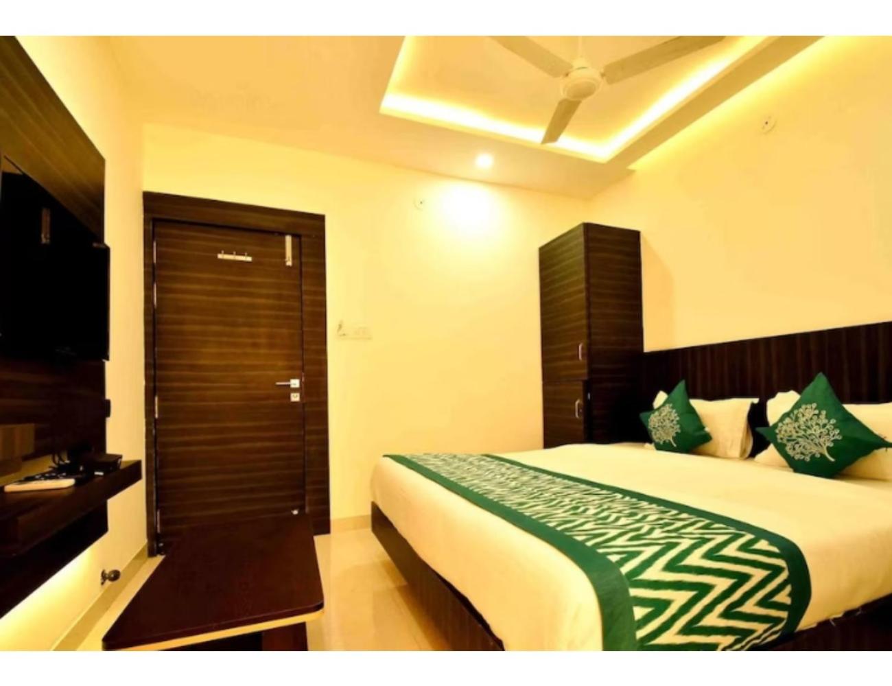 CRYSTAL INN HOTEL, UJJAIN view 5