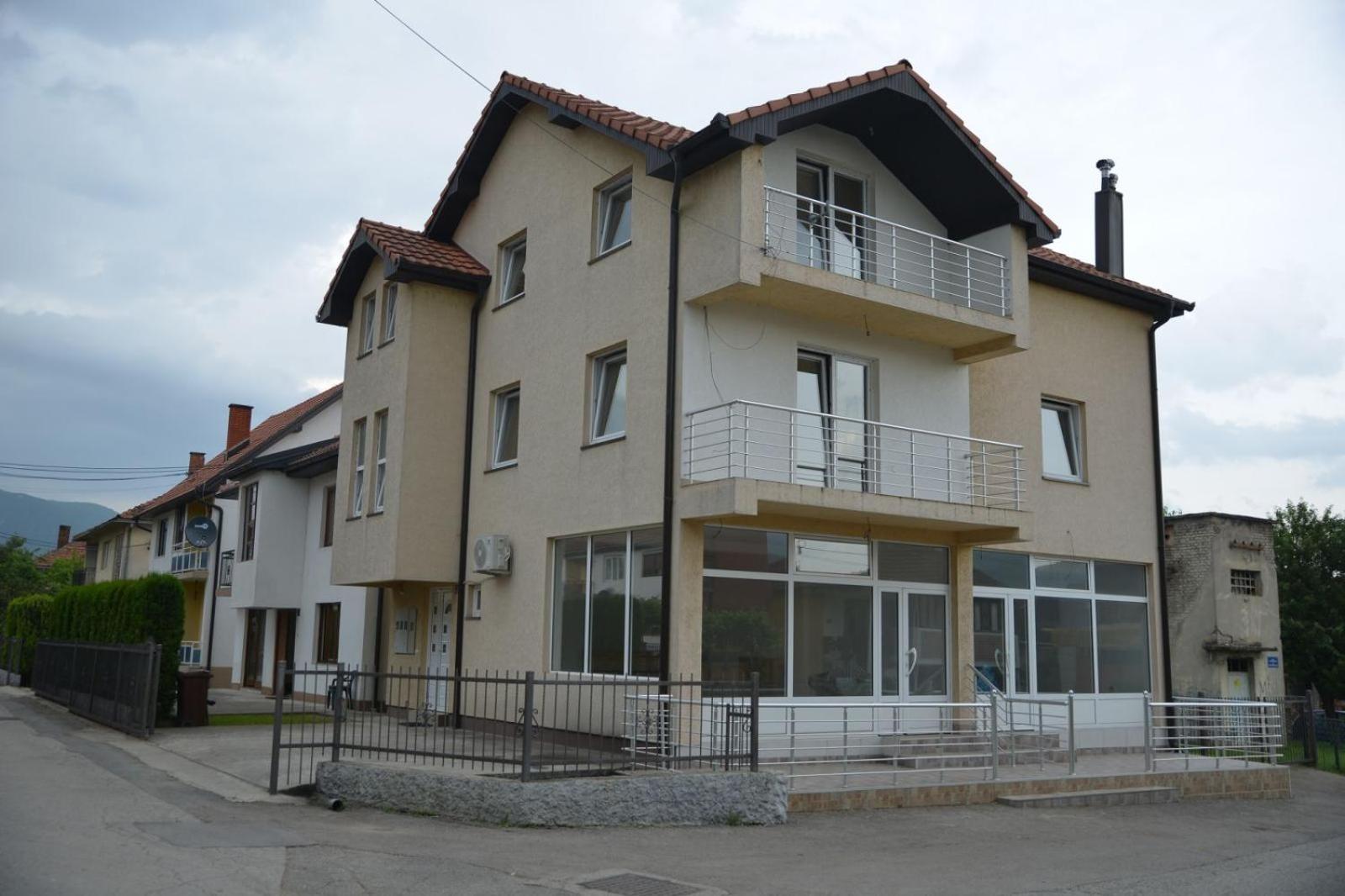 Apartmani Previja