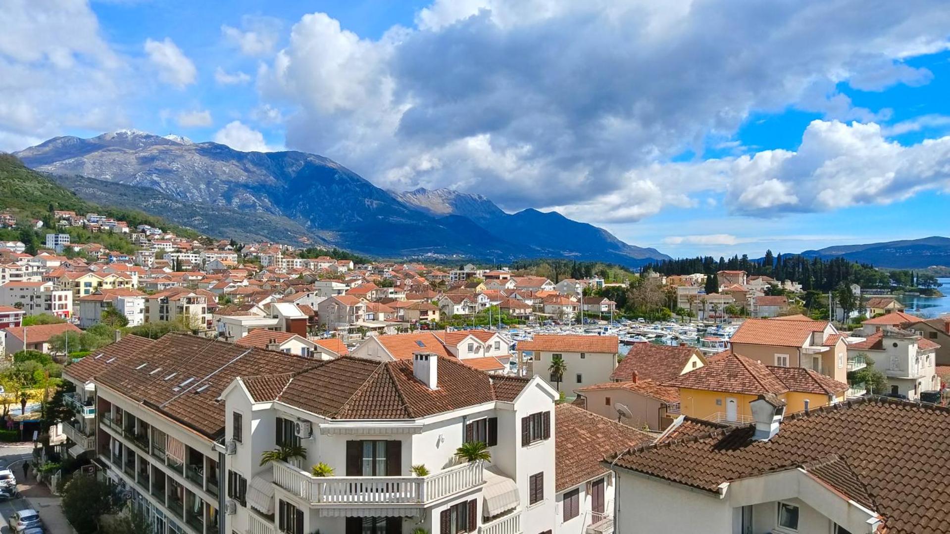Tivat Center SeaView Apartment