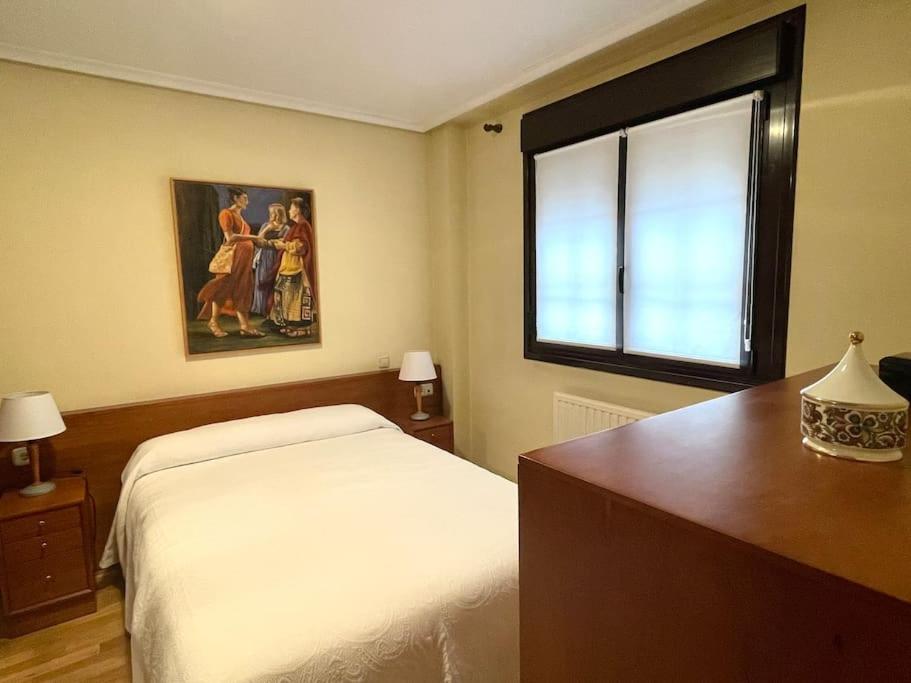 Confort en casco antiguo, luminoso, wifi view 2