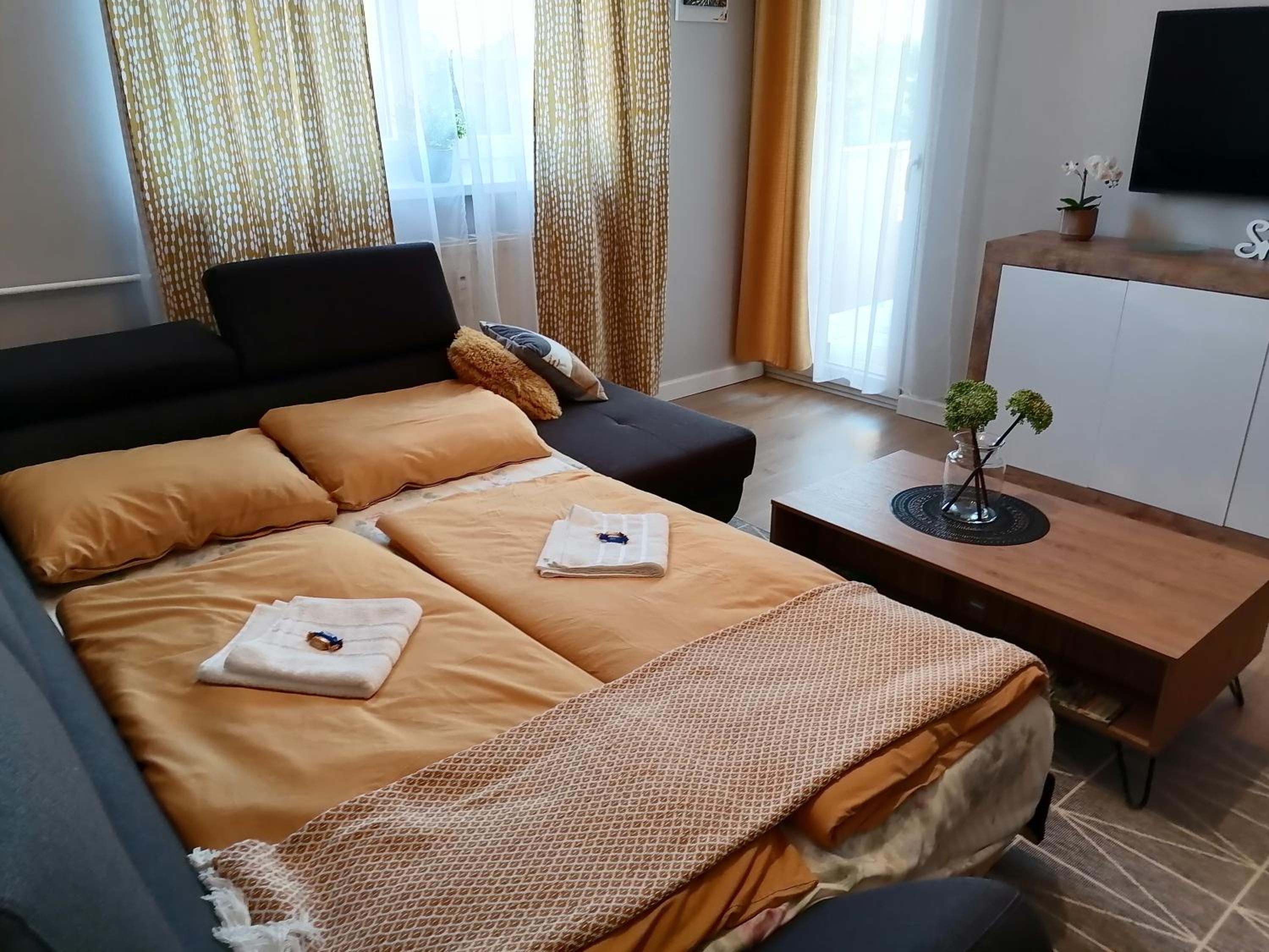 Shine Apartman