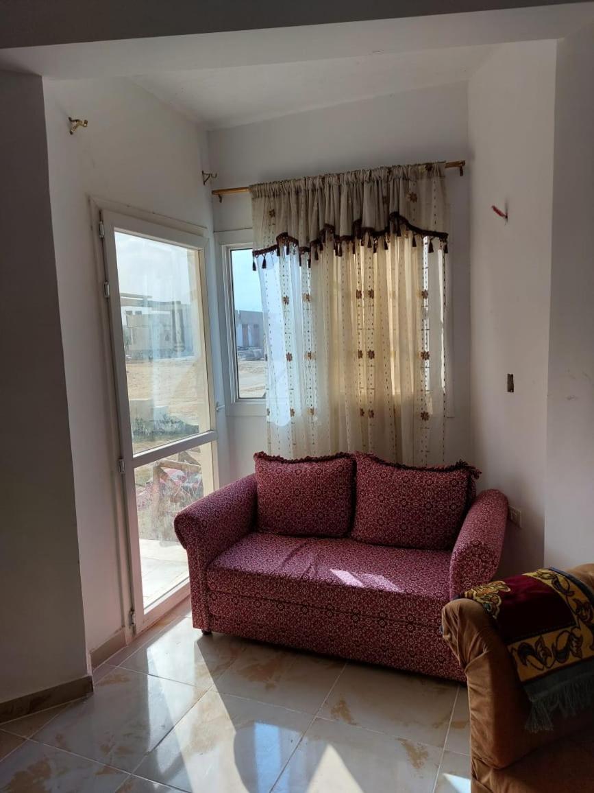 Cozy chalet ‘Studio one Bedroom - Big living Room ‘ private Garden view 4