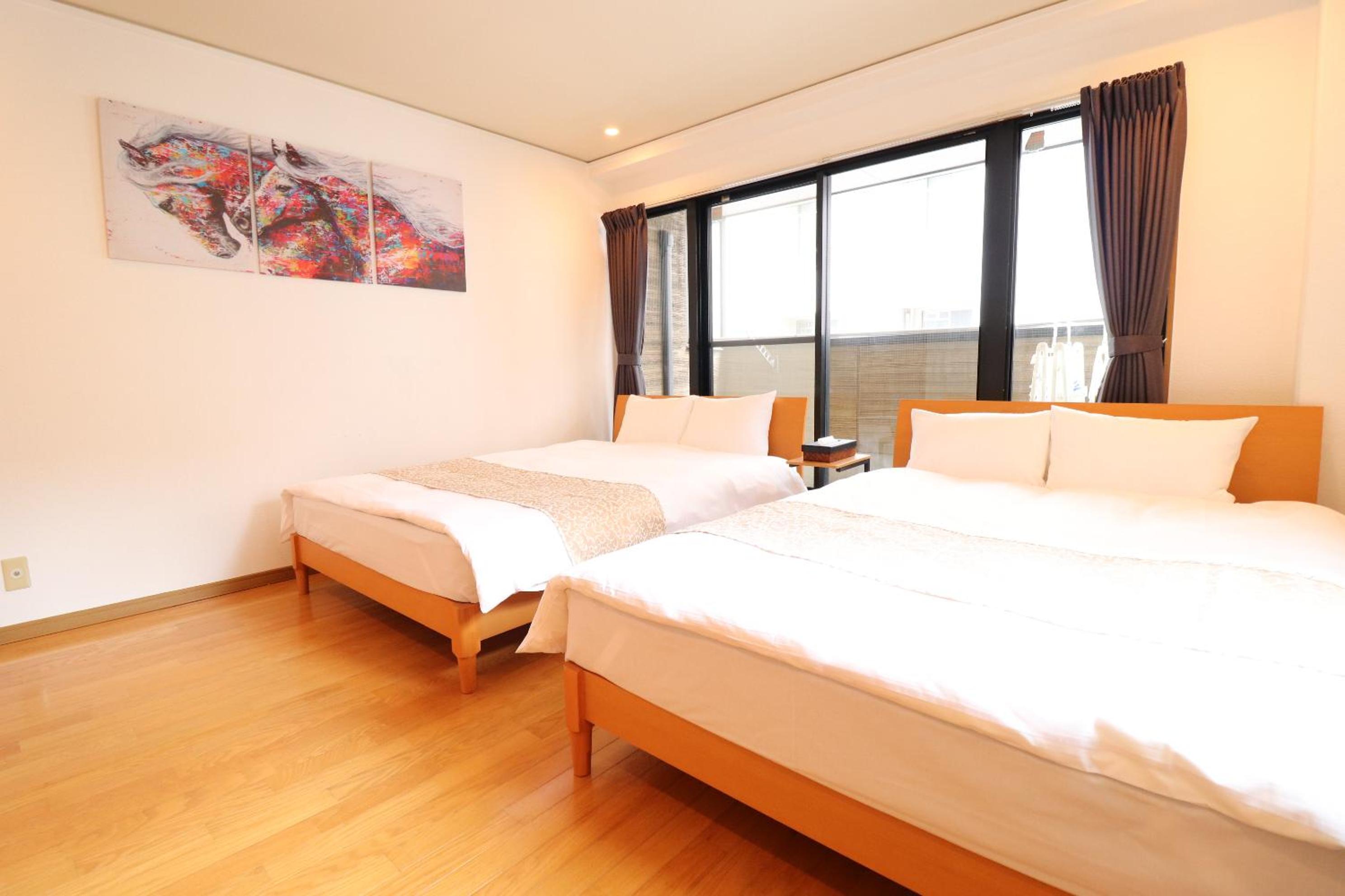 Crane Court KitaHorie