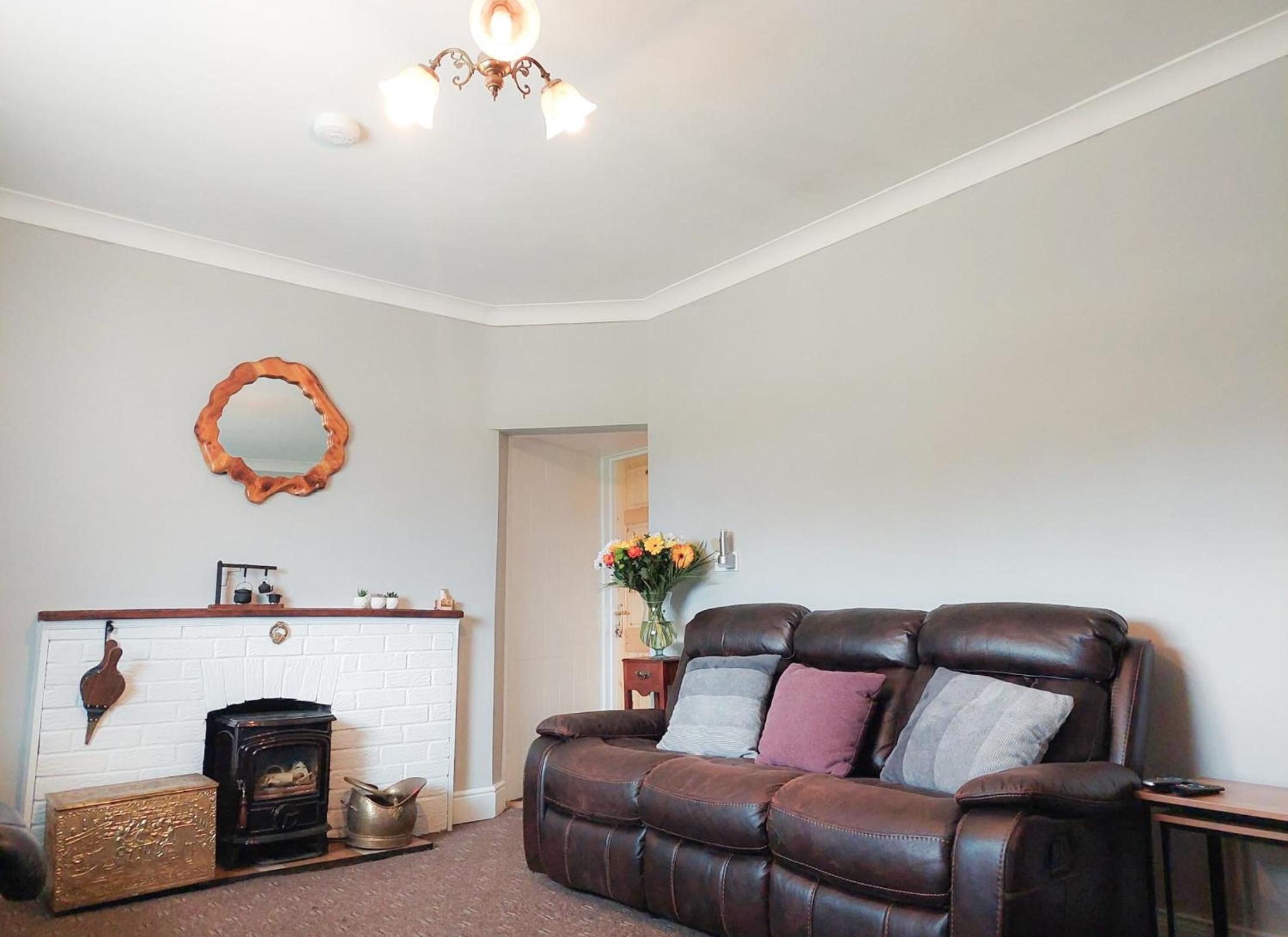 Farm View Cottage Castlerea by Trident Holiday Homes view 3