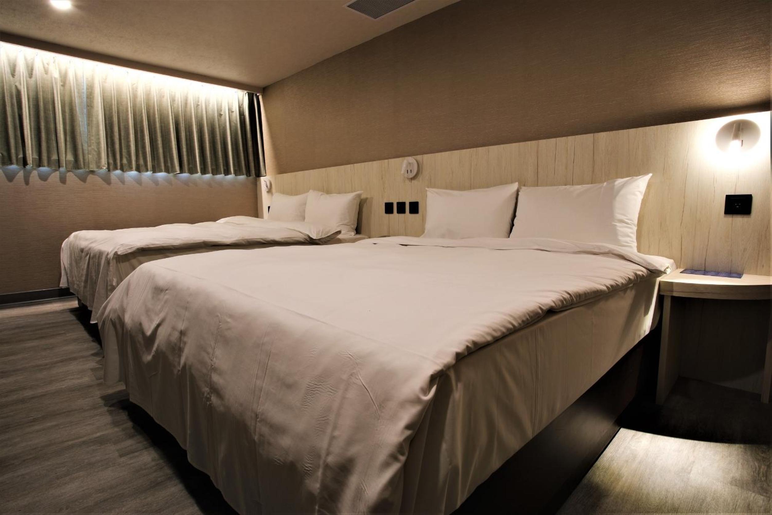 Golden Home Hotel