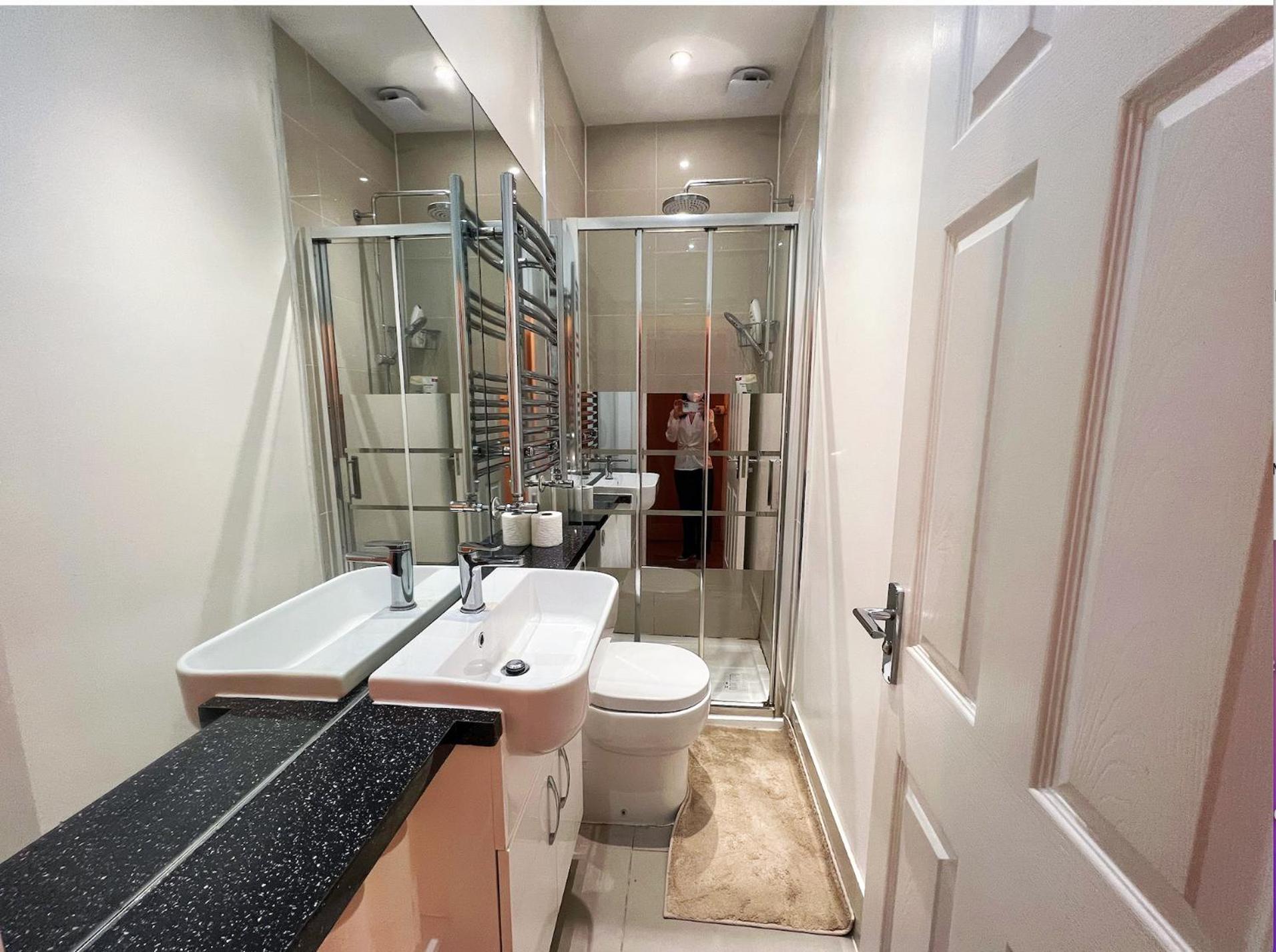 Lovely 2 Bedroom Garden Flat in London