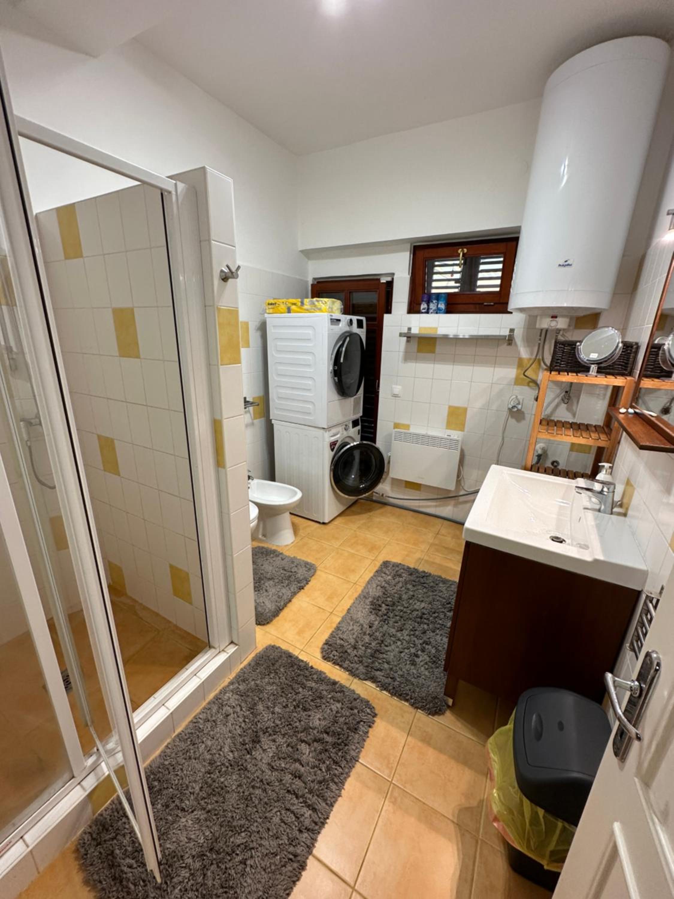 Family Apartman