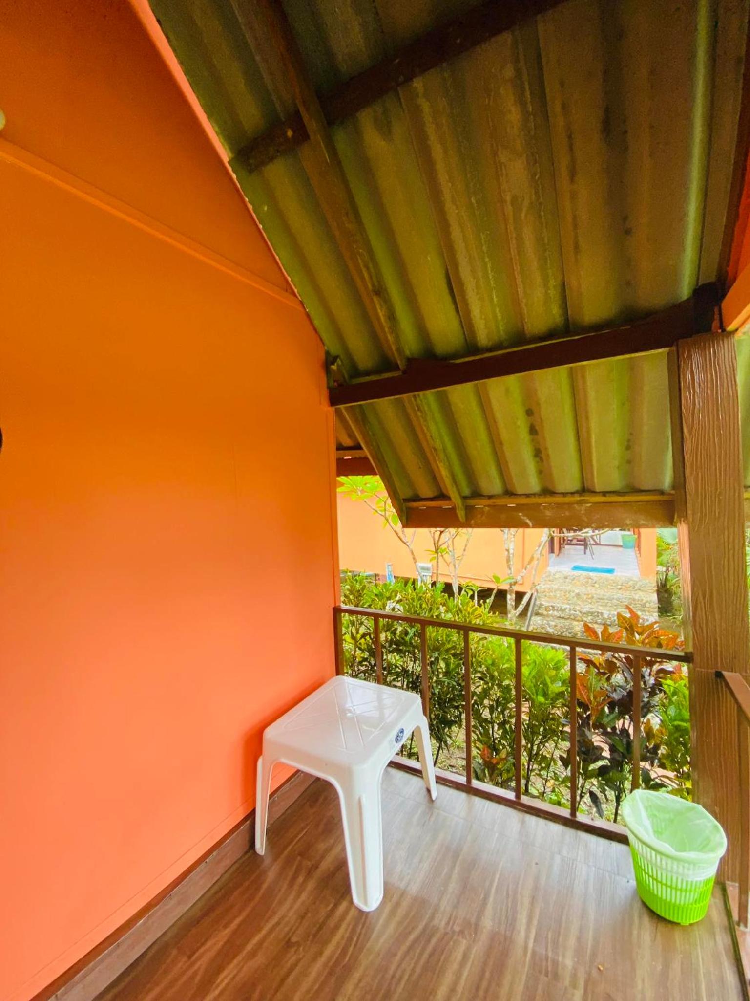 Khao Sok Nung House