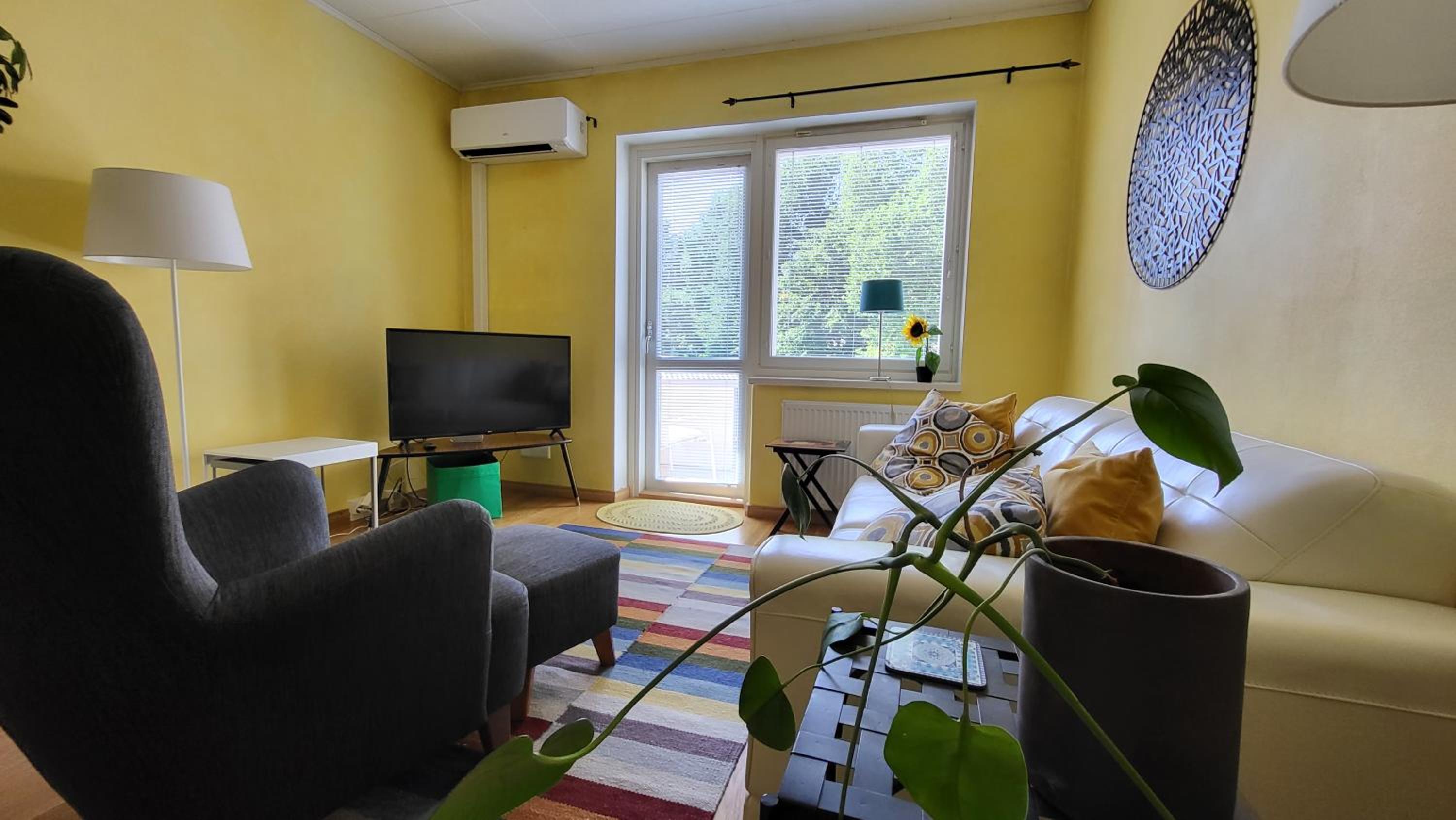 Peaceful and beautiful apartment near railwaystation and city centre