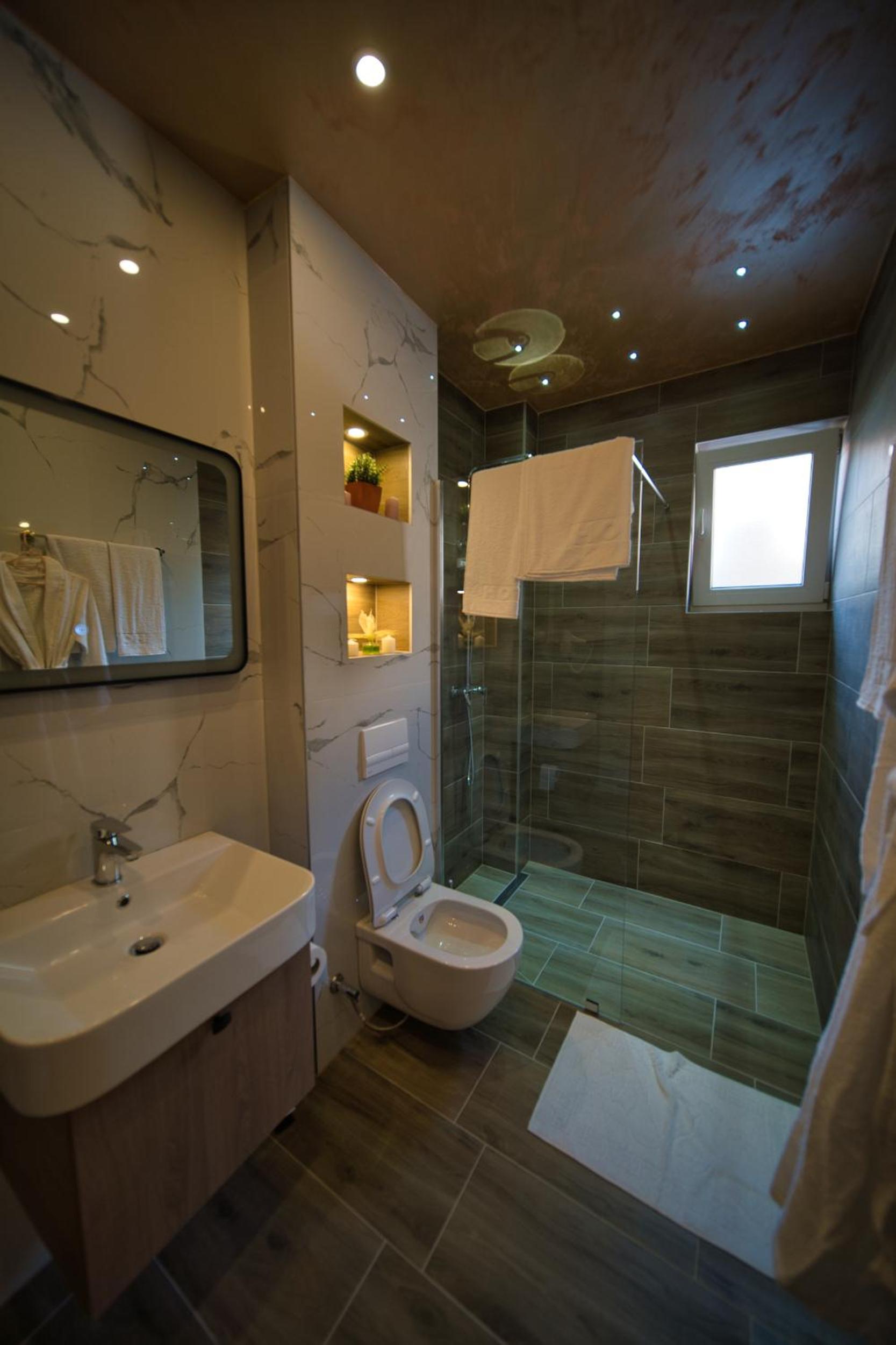 SM Exclusive Apartments