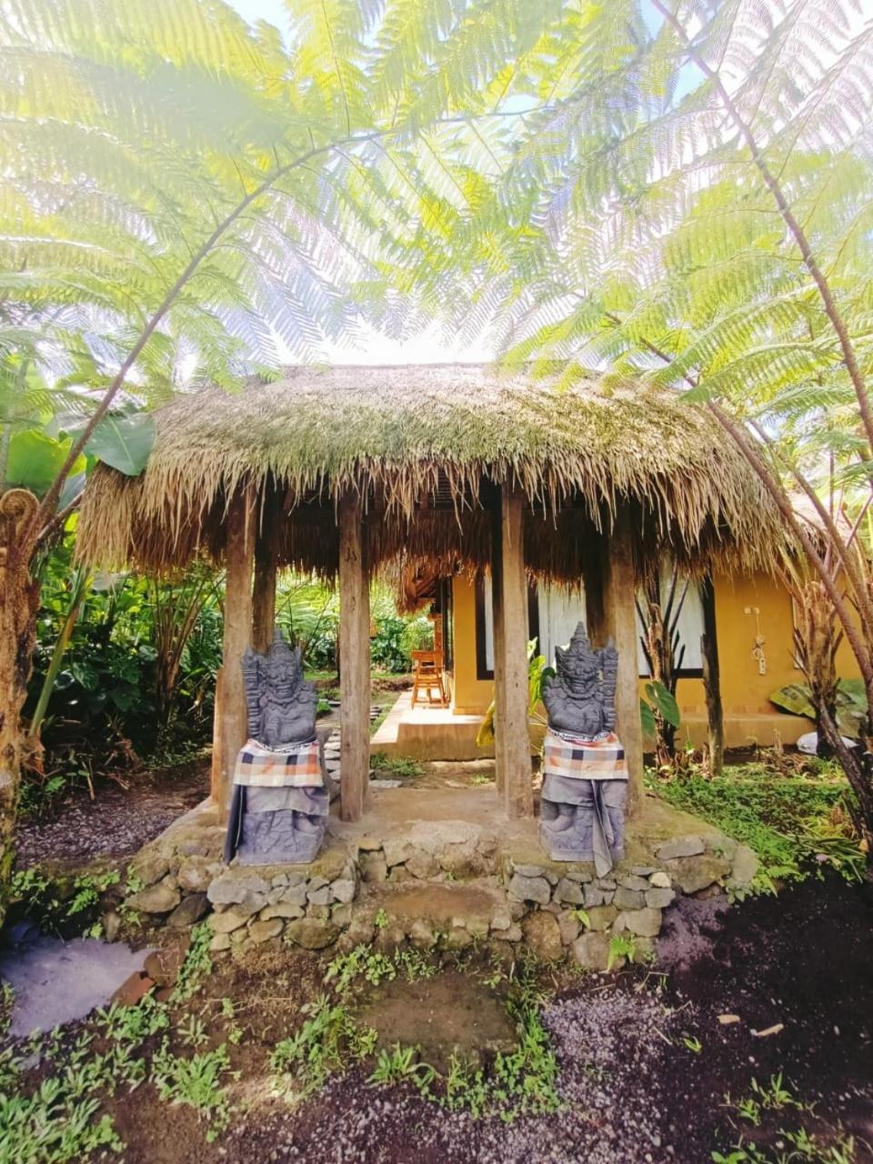 Dewandaru Villa