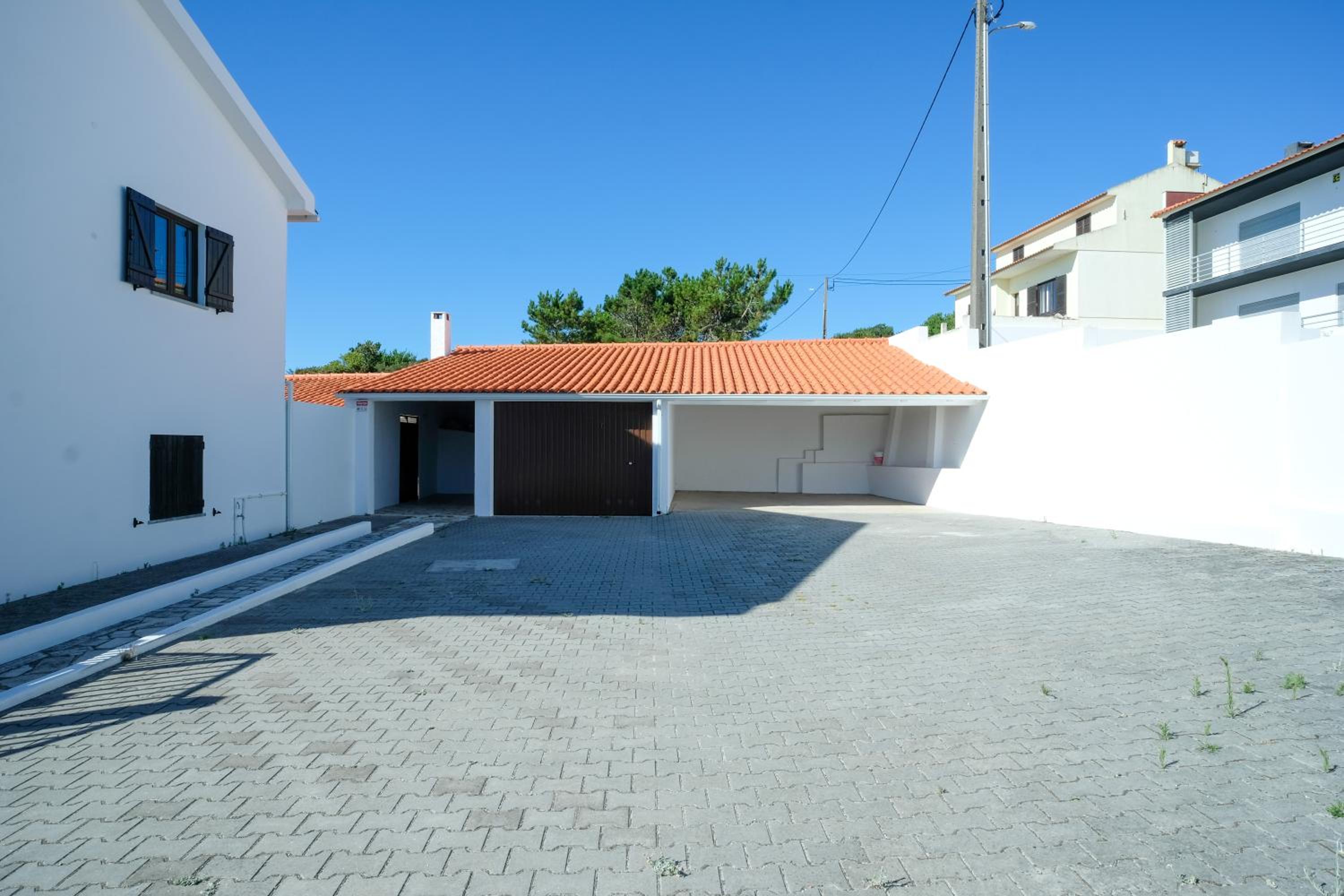 SEAING HOUSE