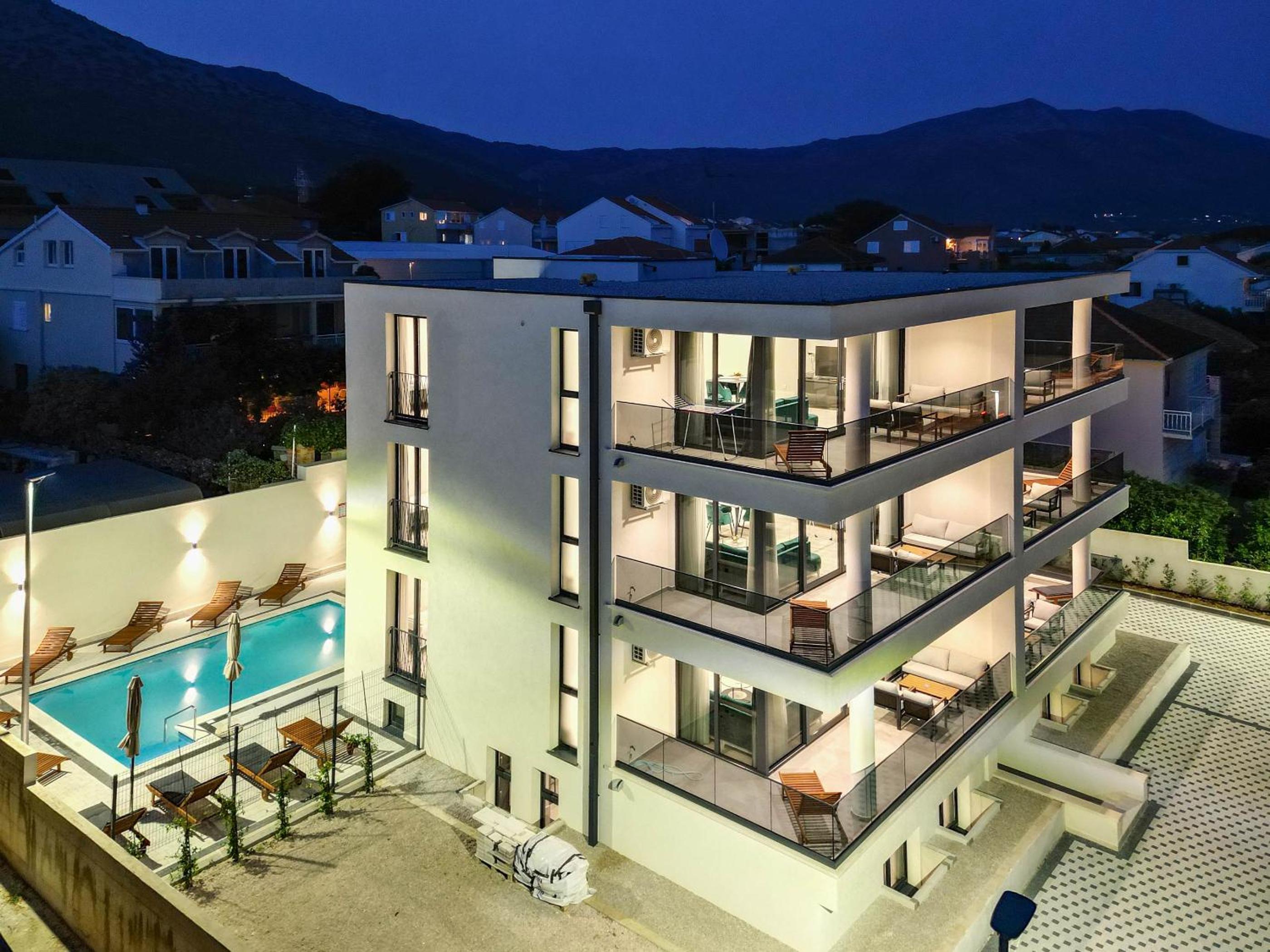 Sunny Day Luxury Holiday Apartments photo 3