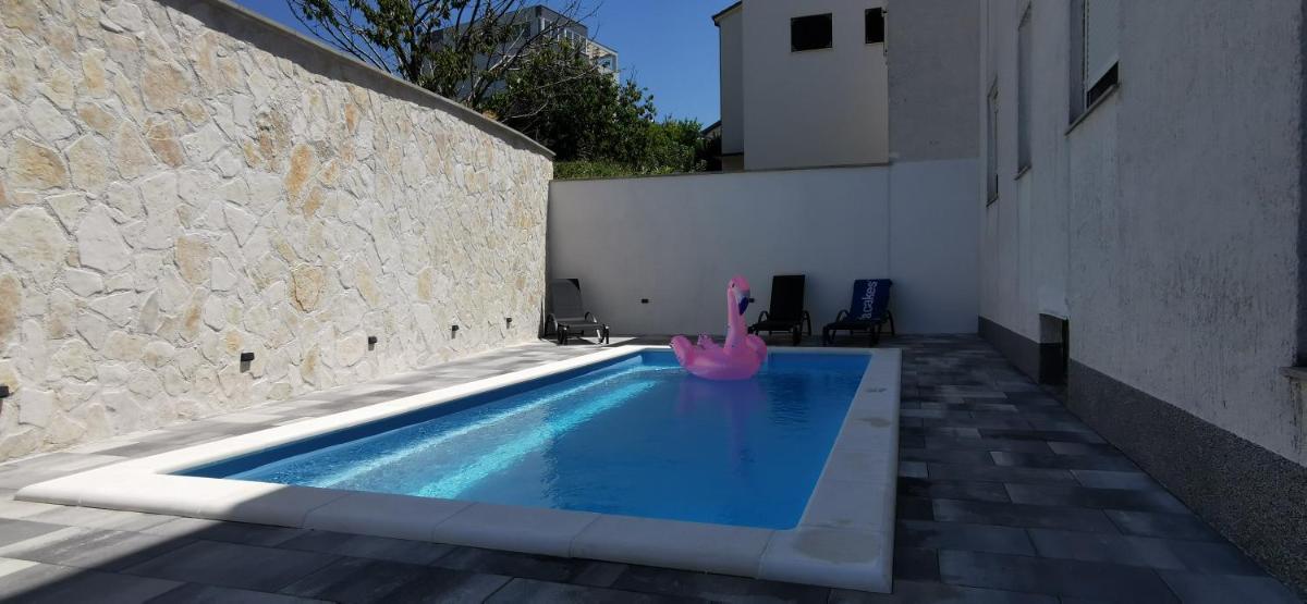 Apartment Frane Podstrana with private pool view 4