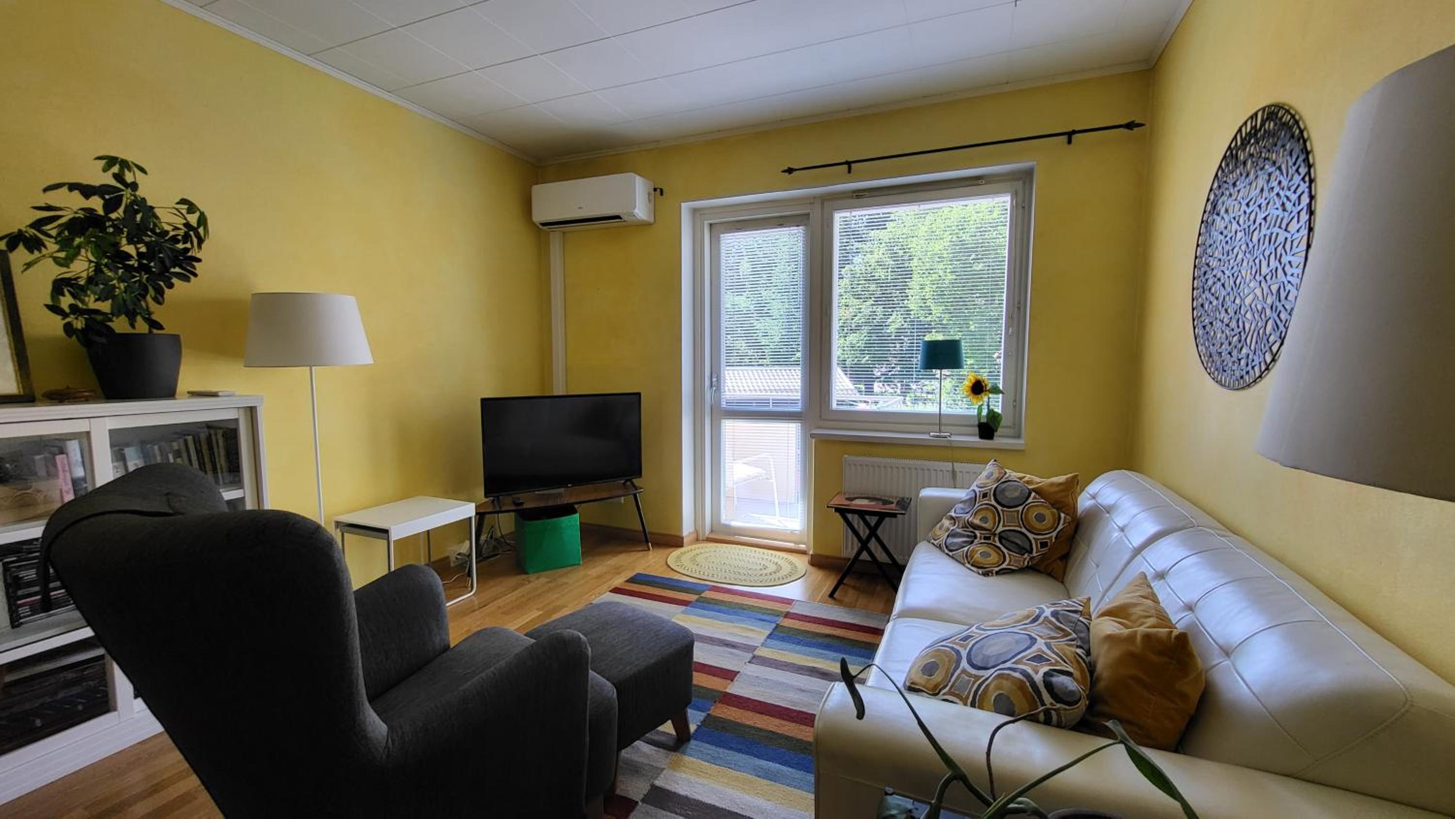 Peaceful and beautiful apartment near railwaystation and city centre