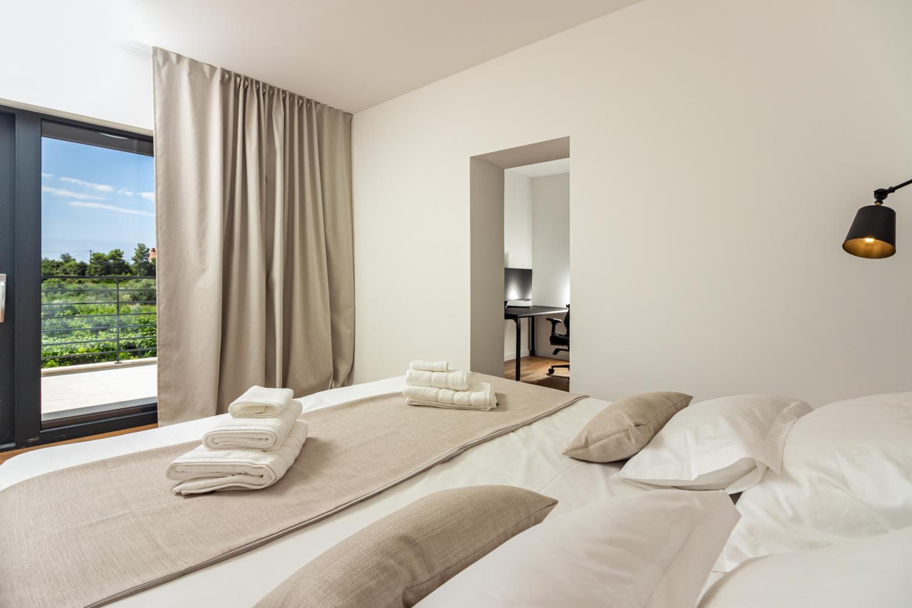 Podstrana Vacations - Family House "Villa Gyra" with Private Swimming Pool, Indoor BBQ, Gym and Gaming room! - Property Image 17