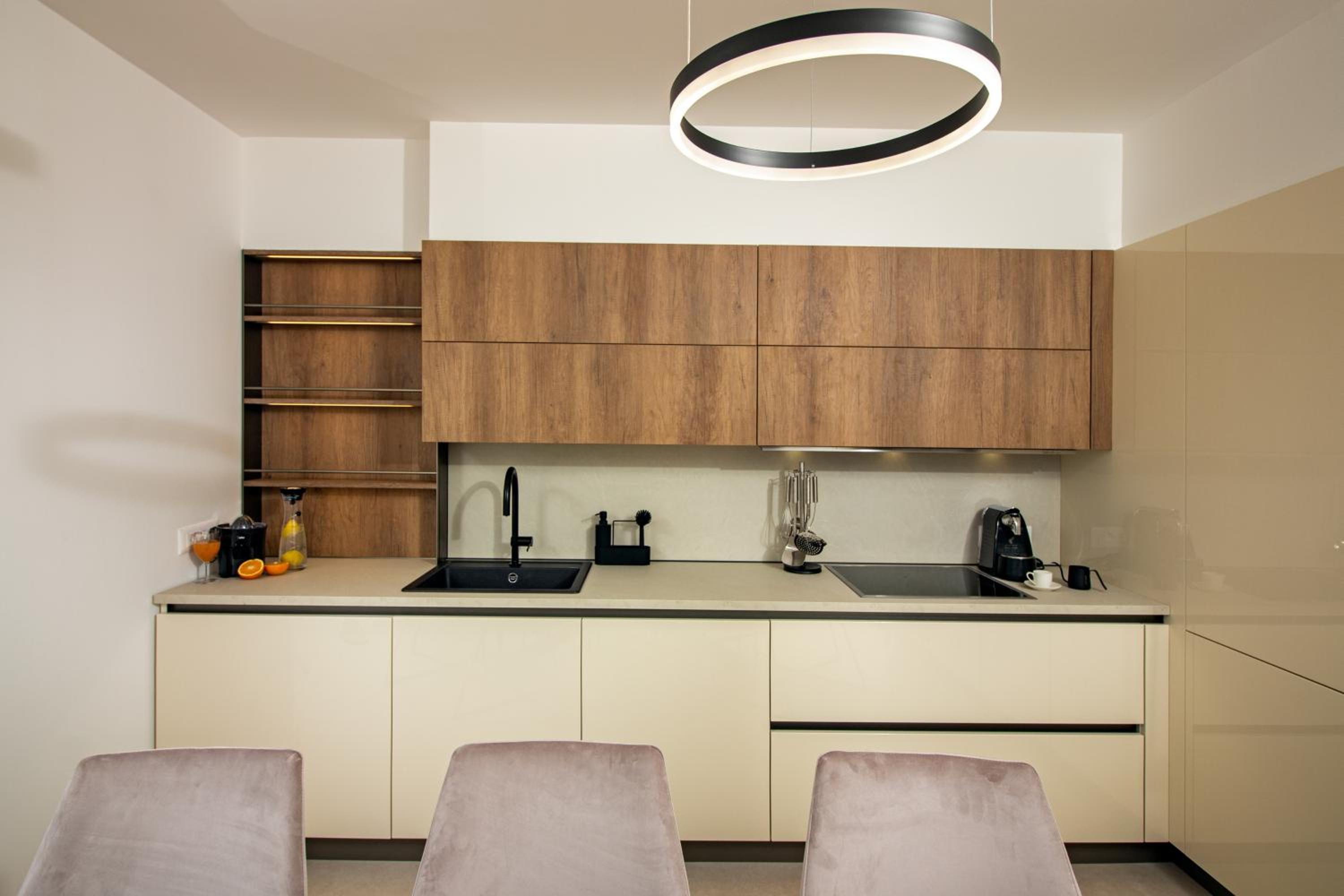 Podstrana Vacations - Family House "Villa Gyra" with Private Swimming Pool, Indoor BBQ, Gym and Gaming room! - Property Image 24