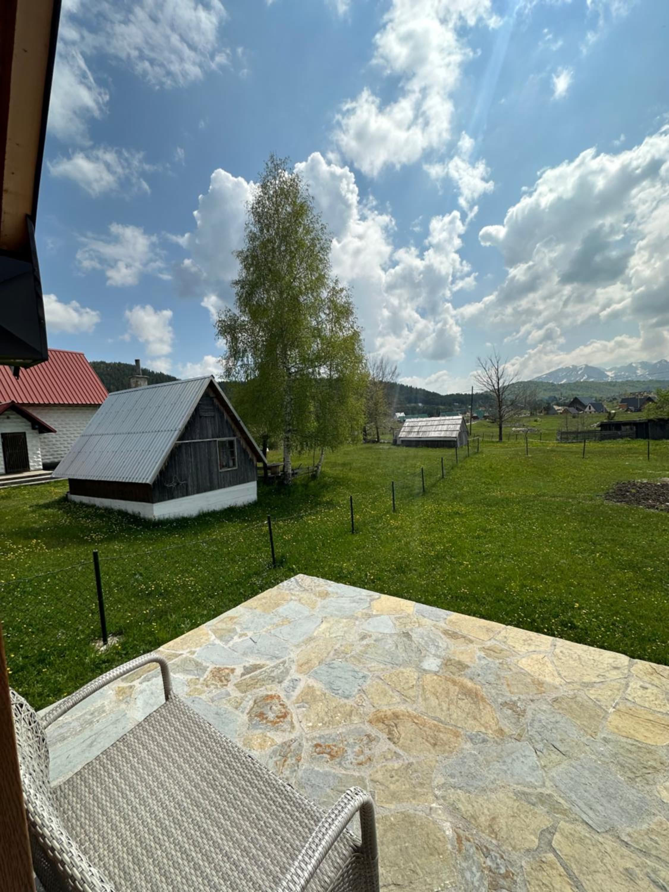 Photo 18