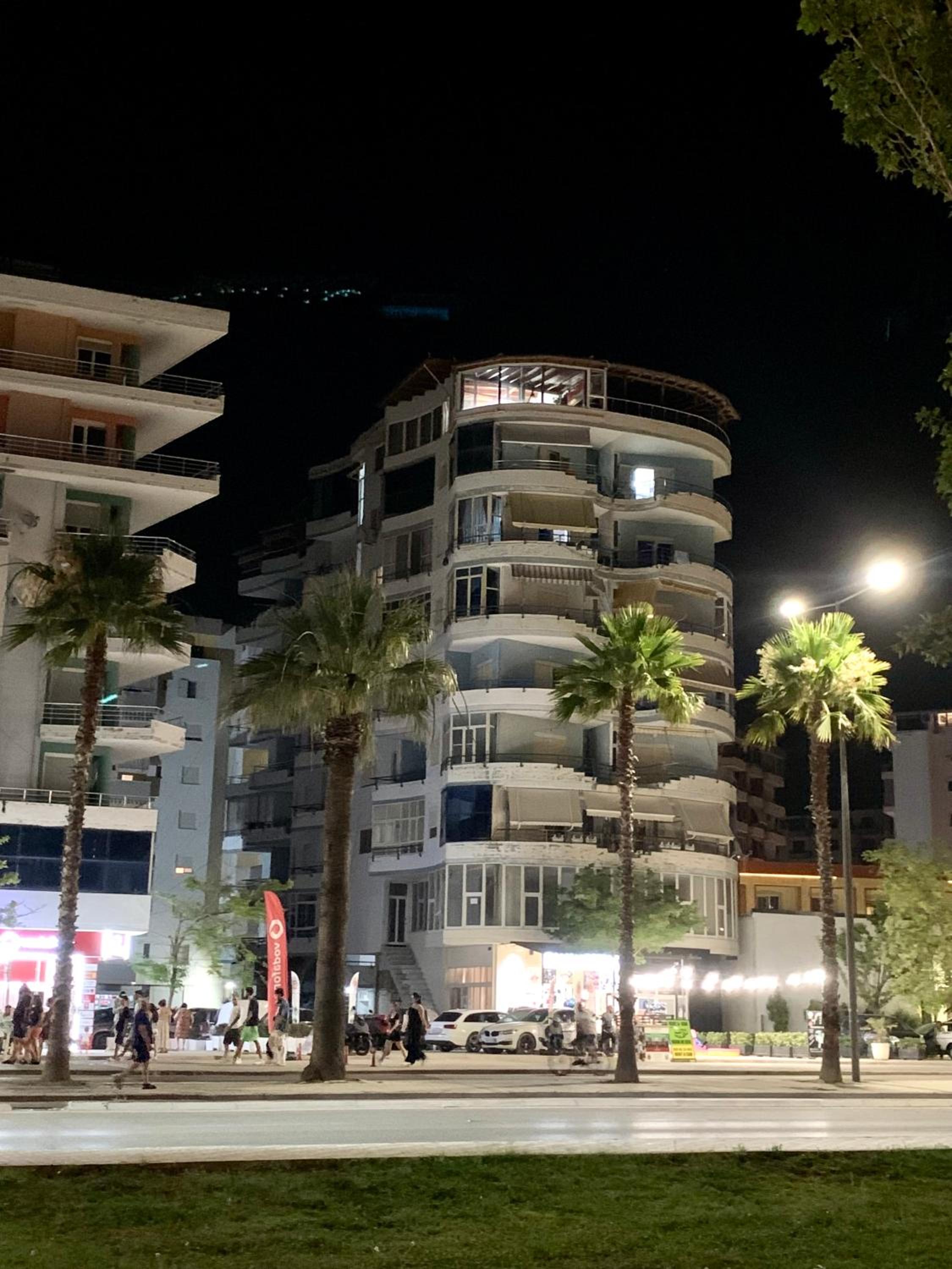 Four Seasons Beach Apartment Vlora