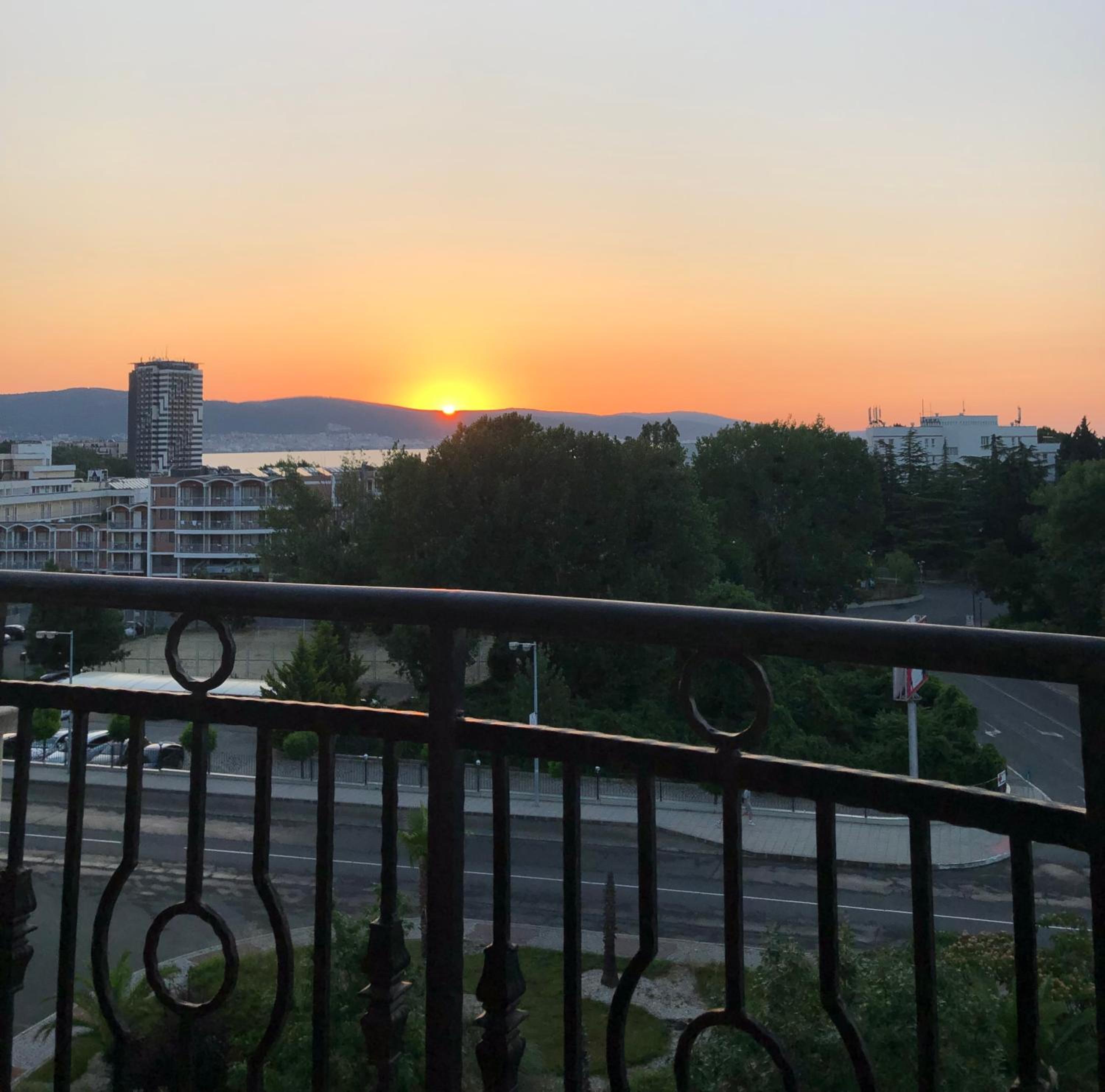 River park apartment