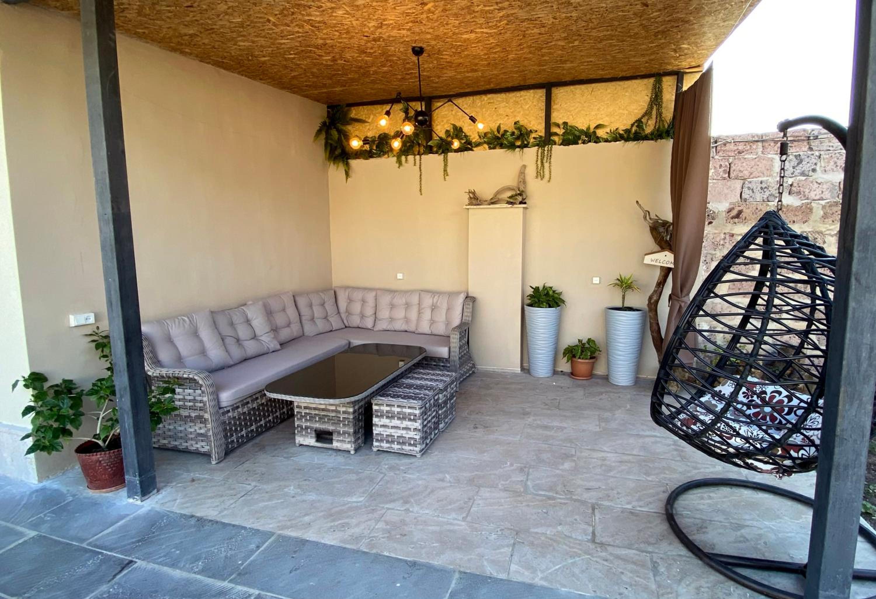 Mughni Family House