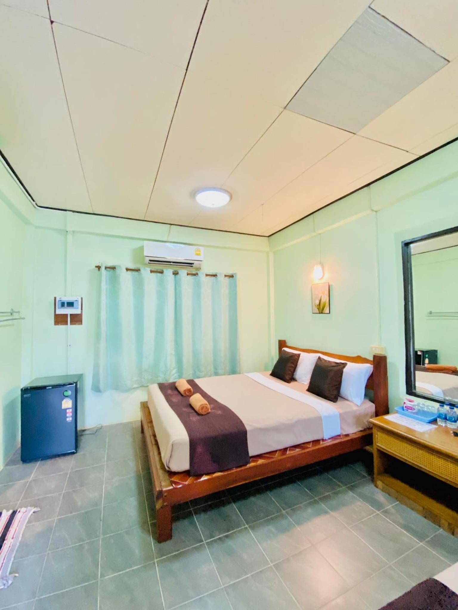 Khao Sok Nung House