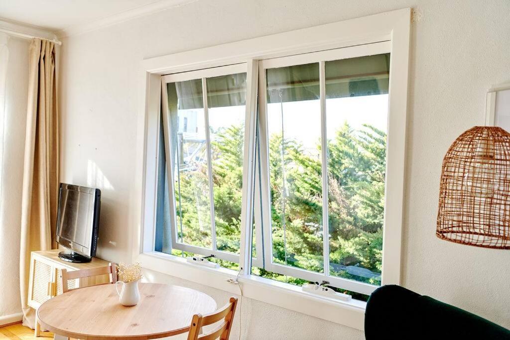 Tranquil 1-Bedroom Apartment in Windsor