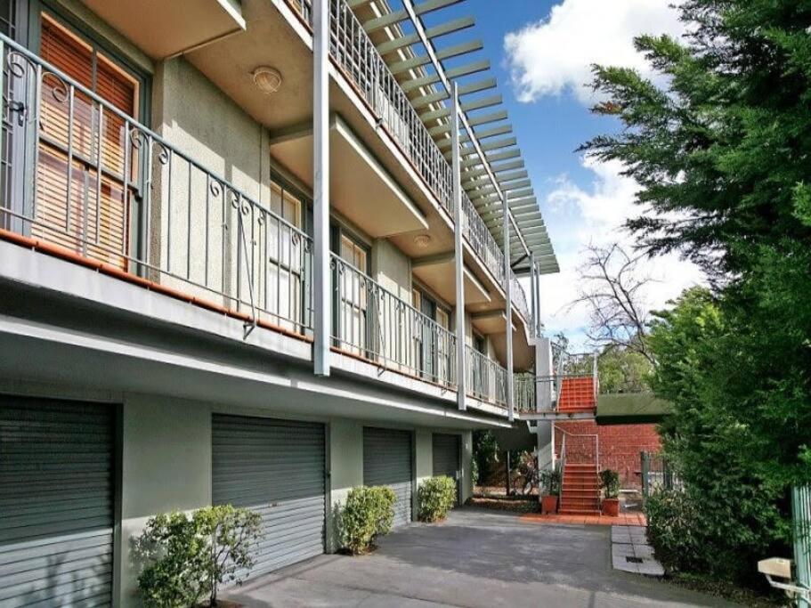 Tranquil 1-Bedroom Apartment in Windsor