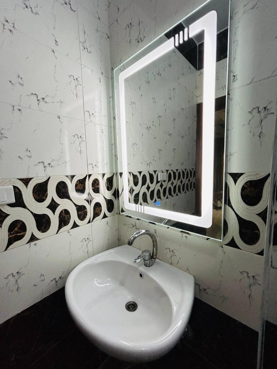 Apartment Batoo for rent behind Elysees hotel Dream beach Old Sheraton st