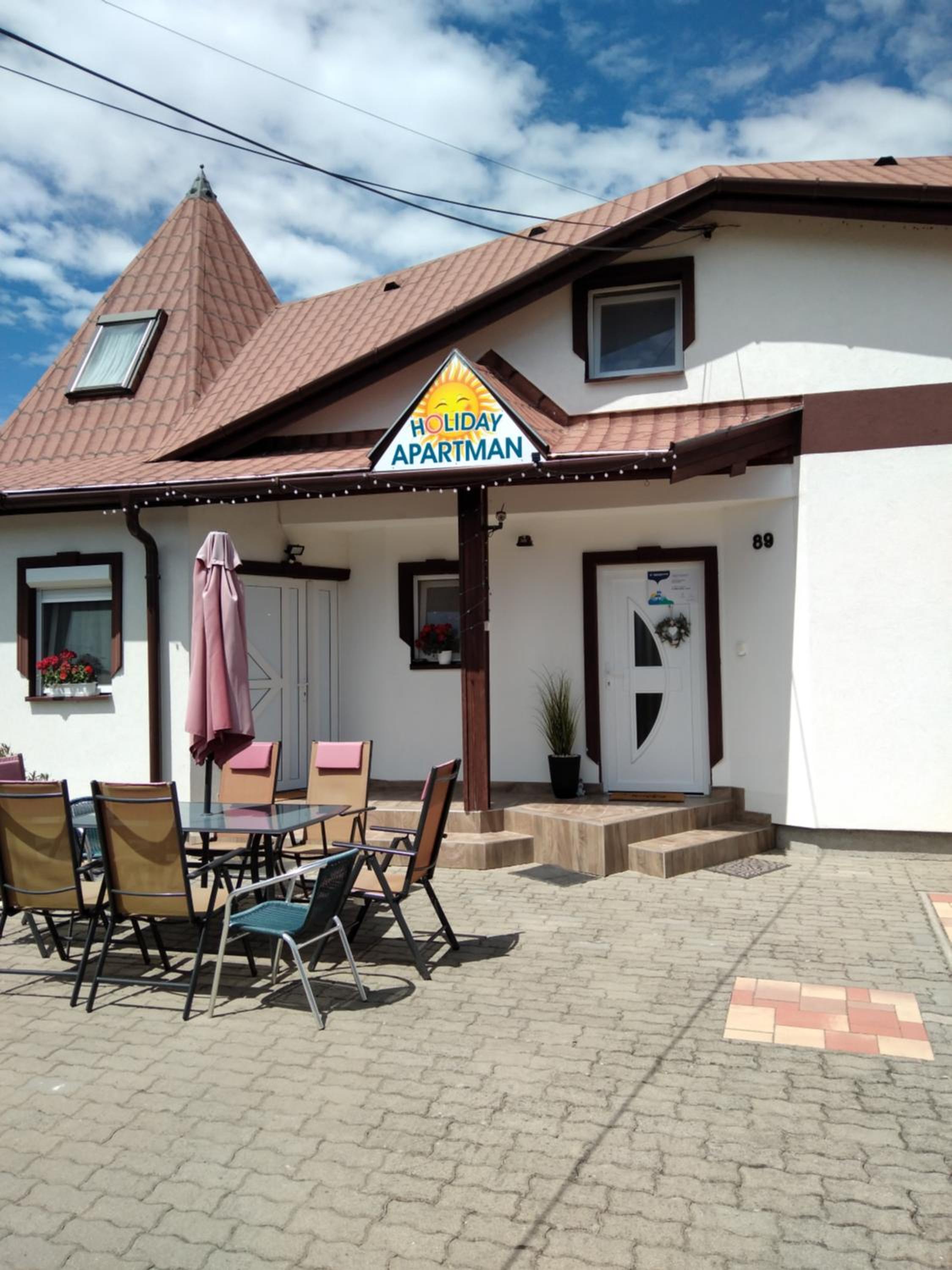 Holiday Apartman