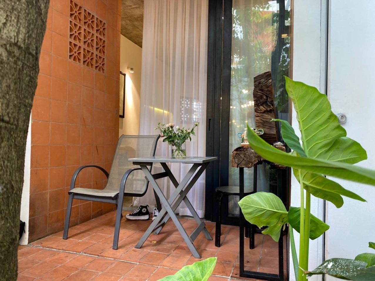 Notre Maison 8 Saigon close Landmark 81 building