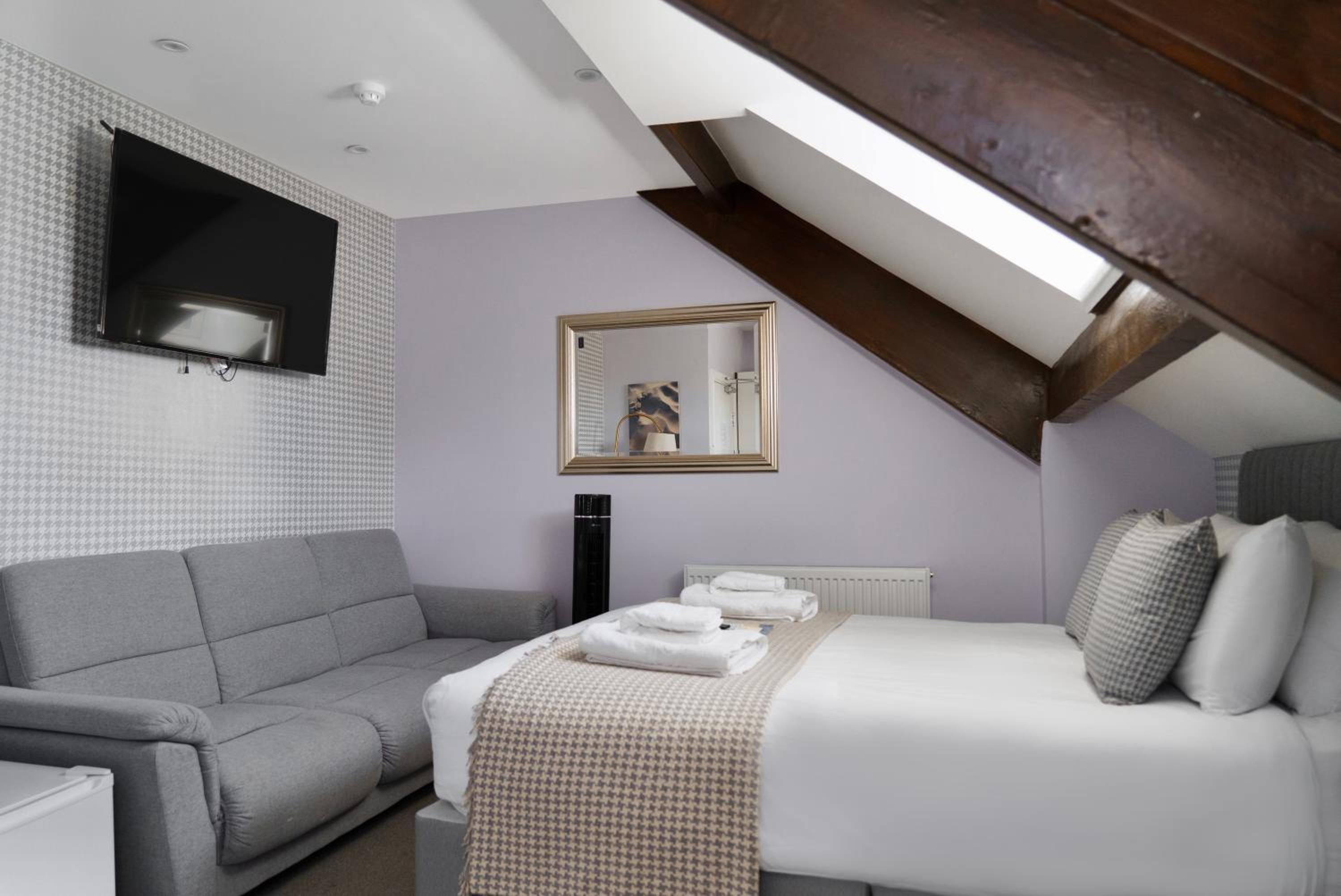 The Cottage - Room Only