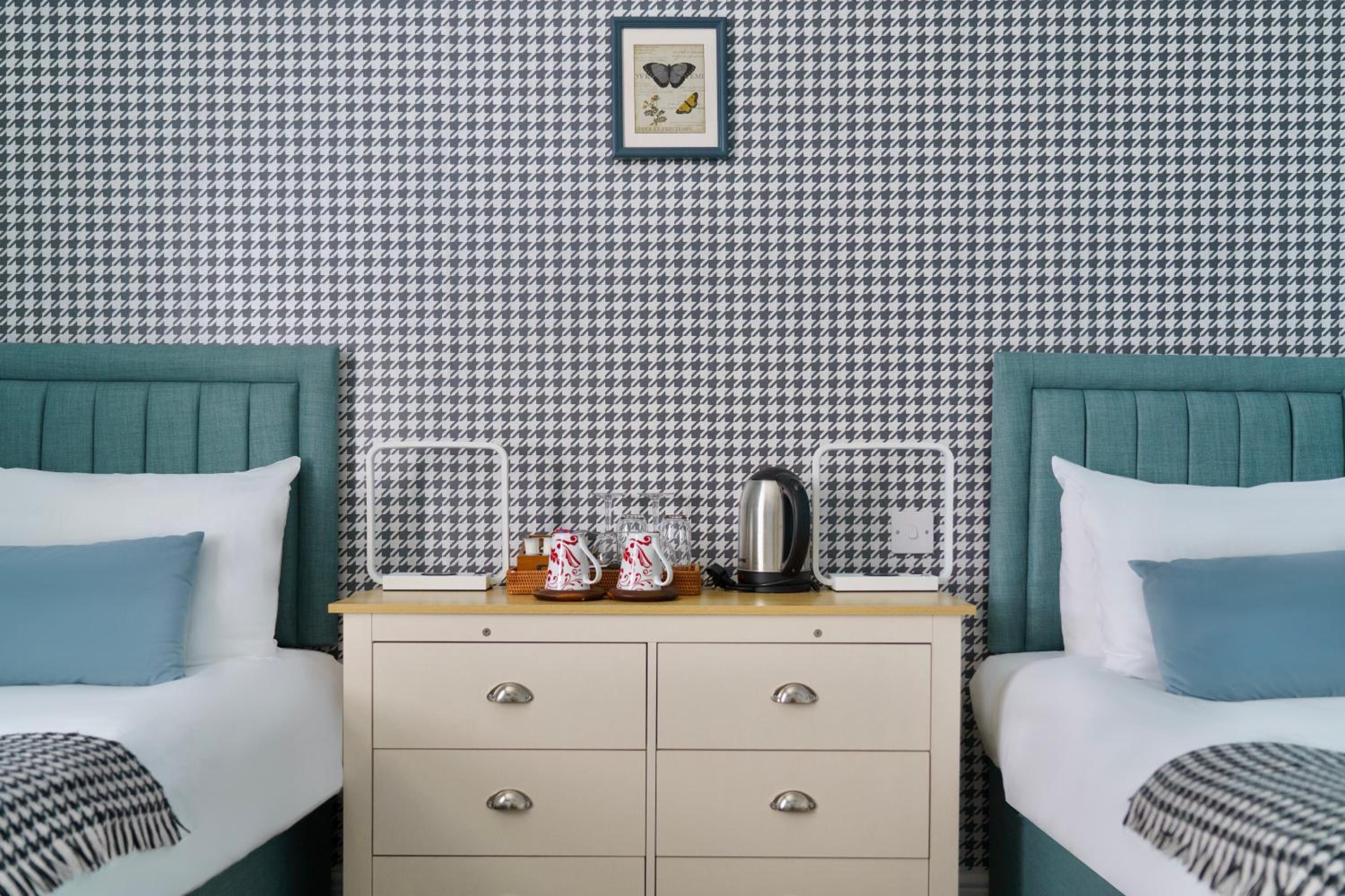 The Cottage - Room Only