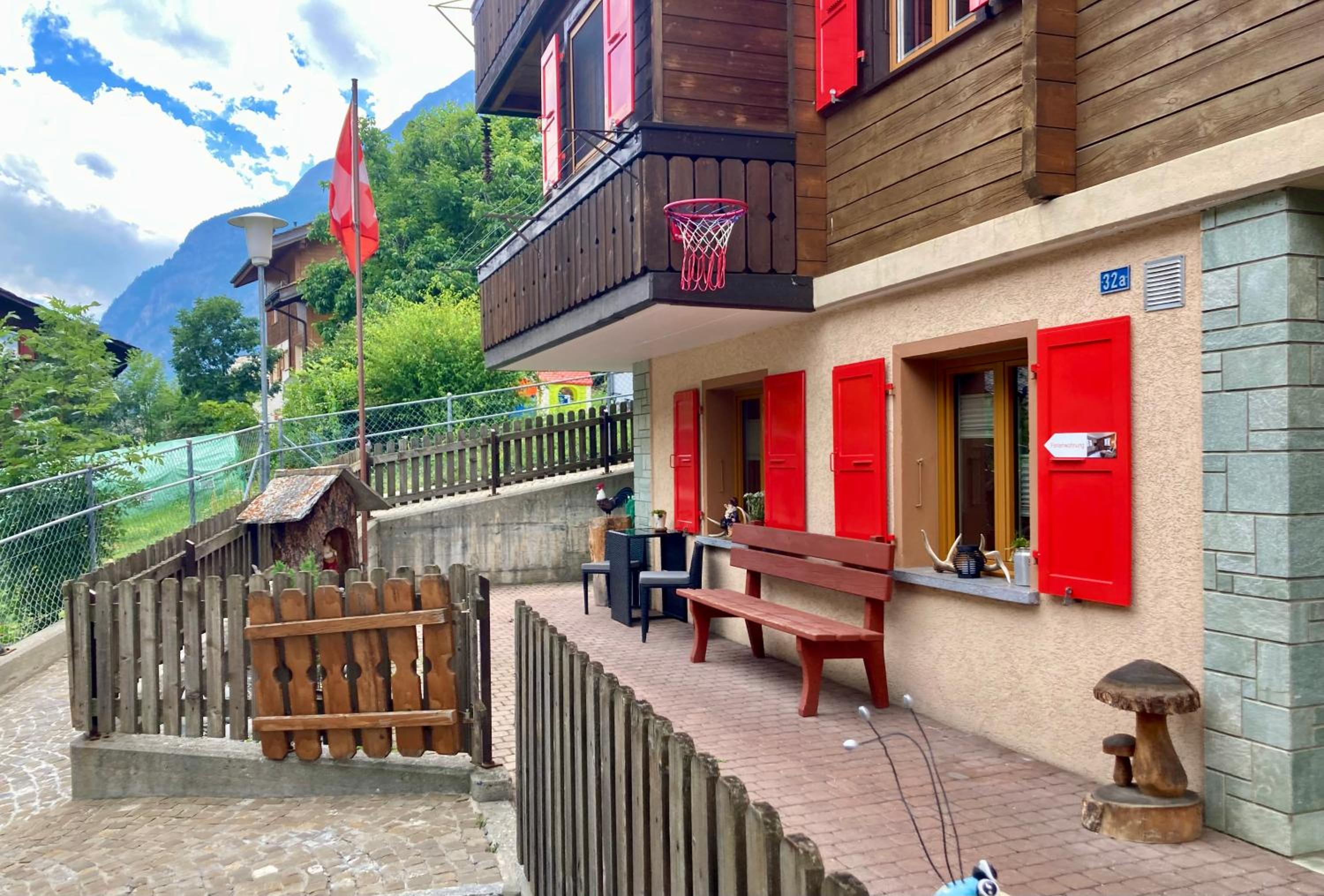 Apartment Morgengruss - 3 Min Walk to Train Station, Central & Quiet