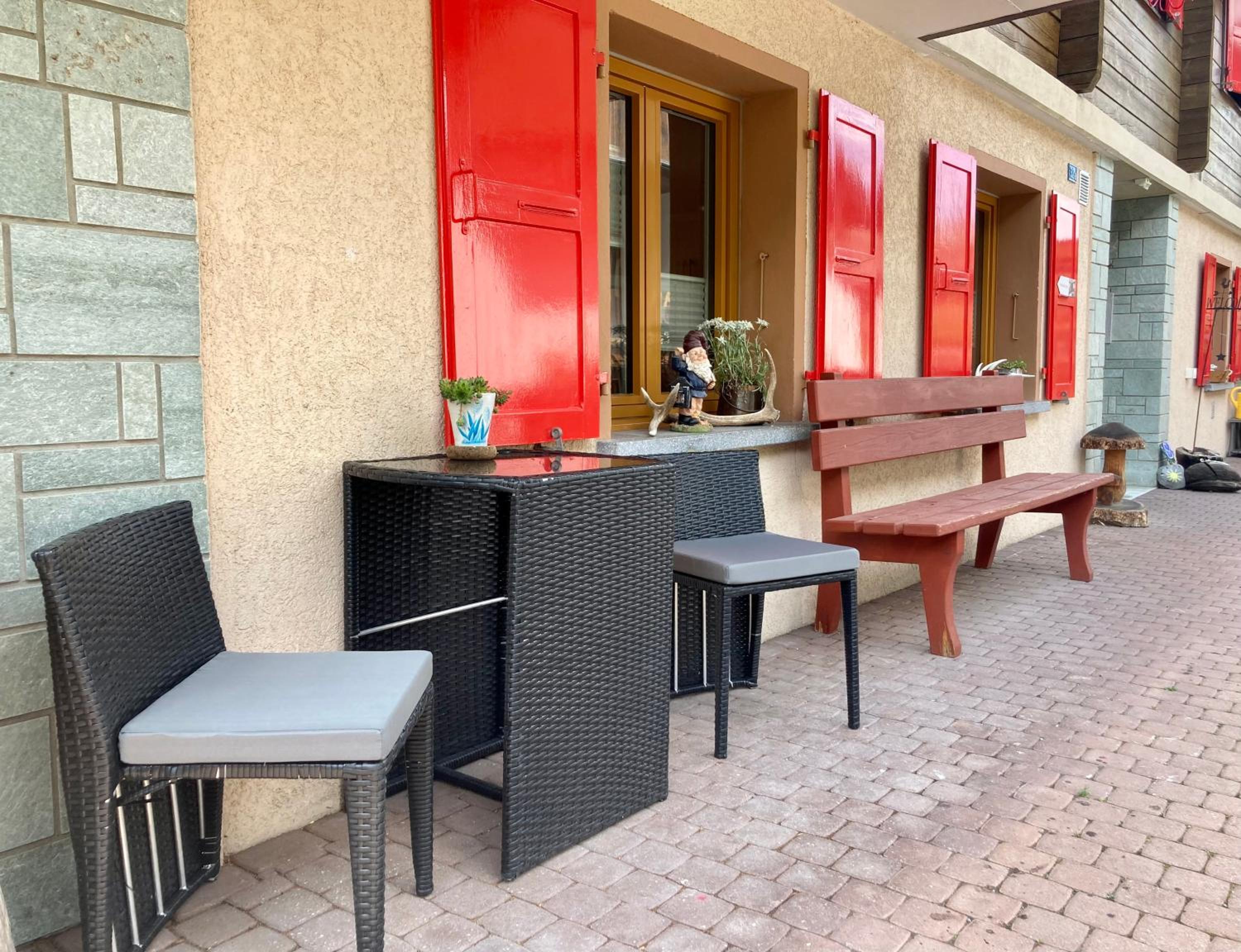 Apartment Morgengruss - 3 Min Walk to Train Station, Central & Quiet