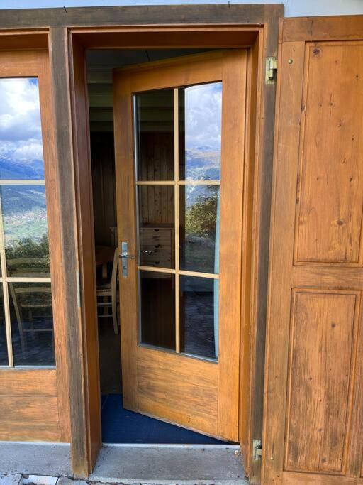 Beautiful Swiss chalet with breathtaking views and a sauna