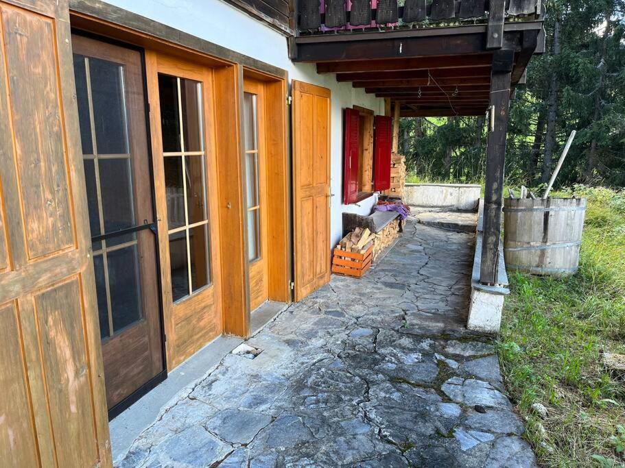 Beautiful Swiss chalet with breathtaking views and a sauna
