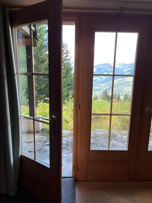 Beautiful Swiss chalet with breathtaking views and a sauna