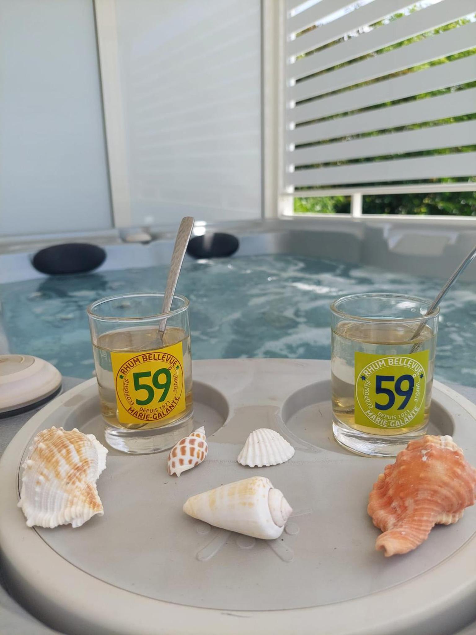 Villa Blue Sunrise Pool & Jacuzzi 5mn de la mer