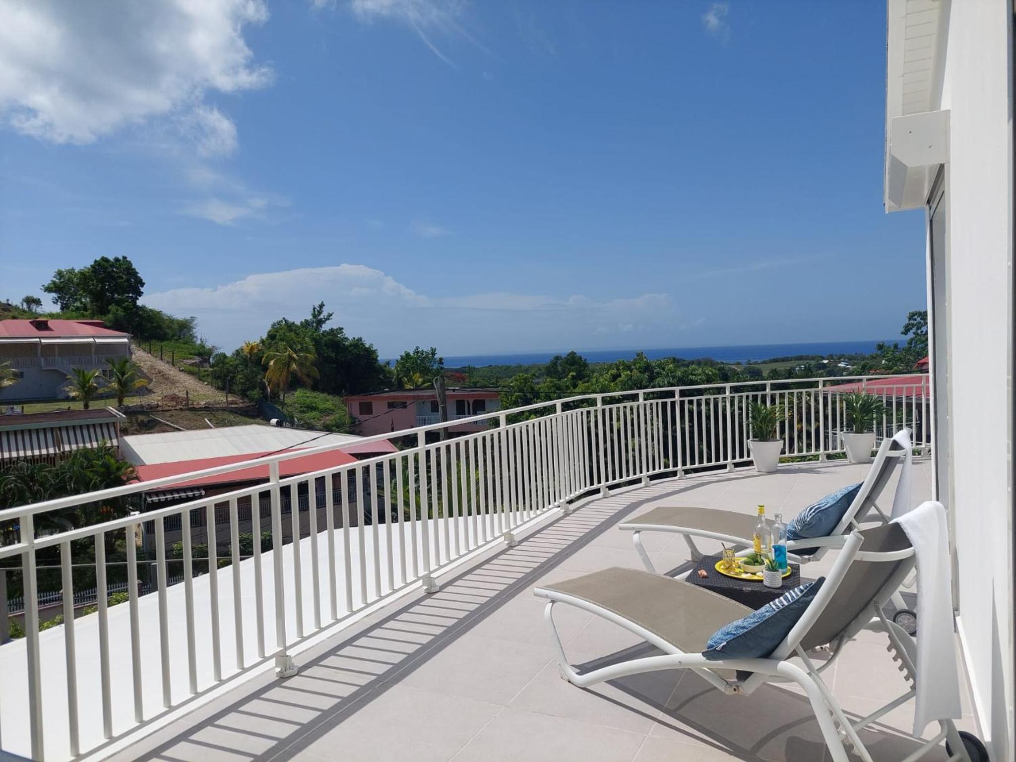 Villa Blue Sunrise Pool & Jacuzzi 5mn de la mer