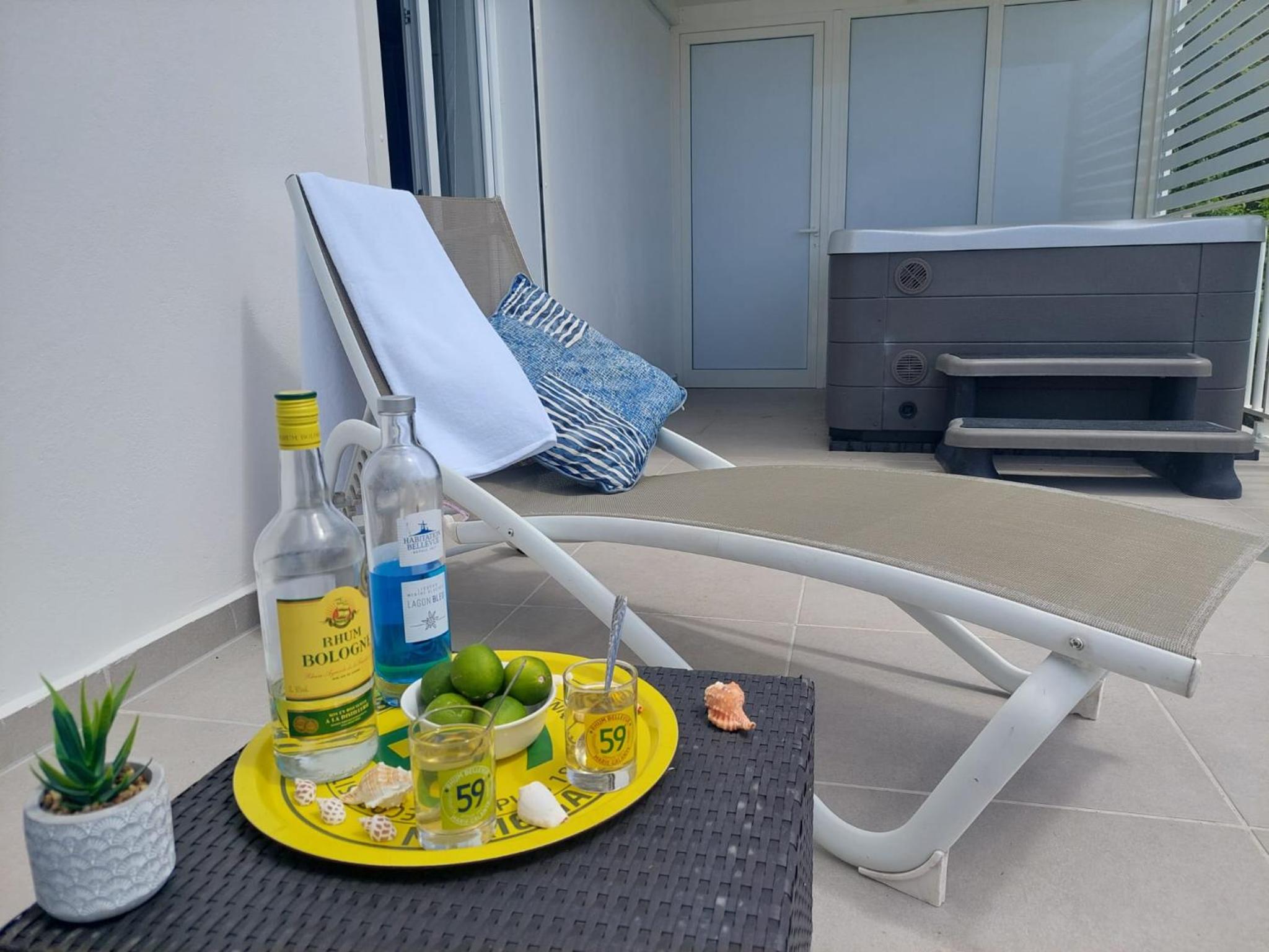 Villa Blue Sunrise Pool & Jacuzzi 5mn de la mer