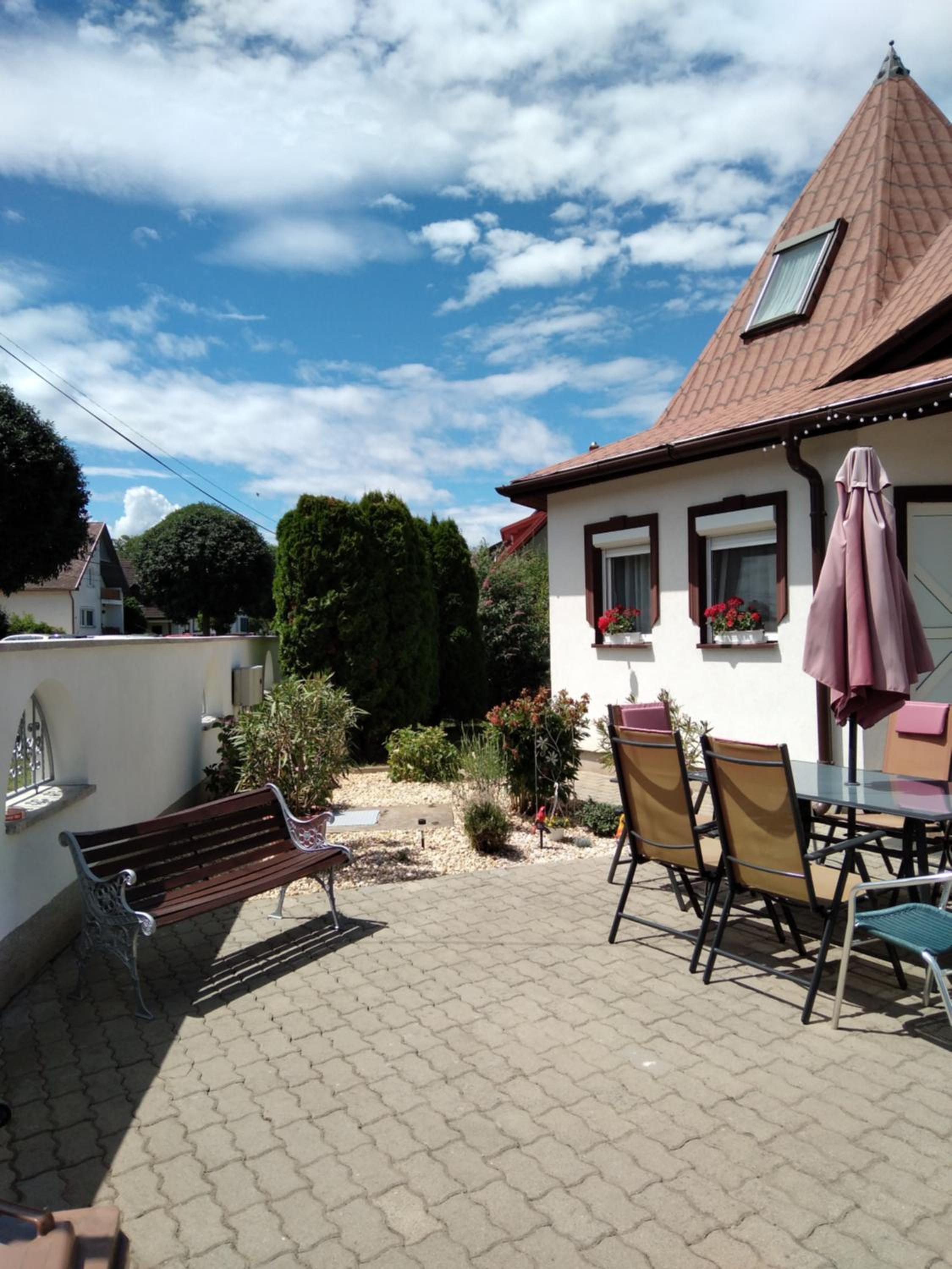 Holiday Apartman