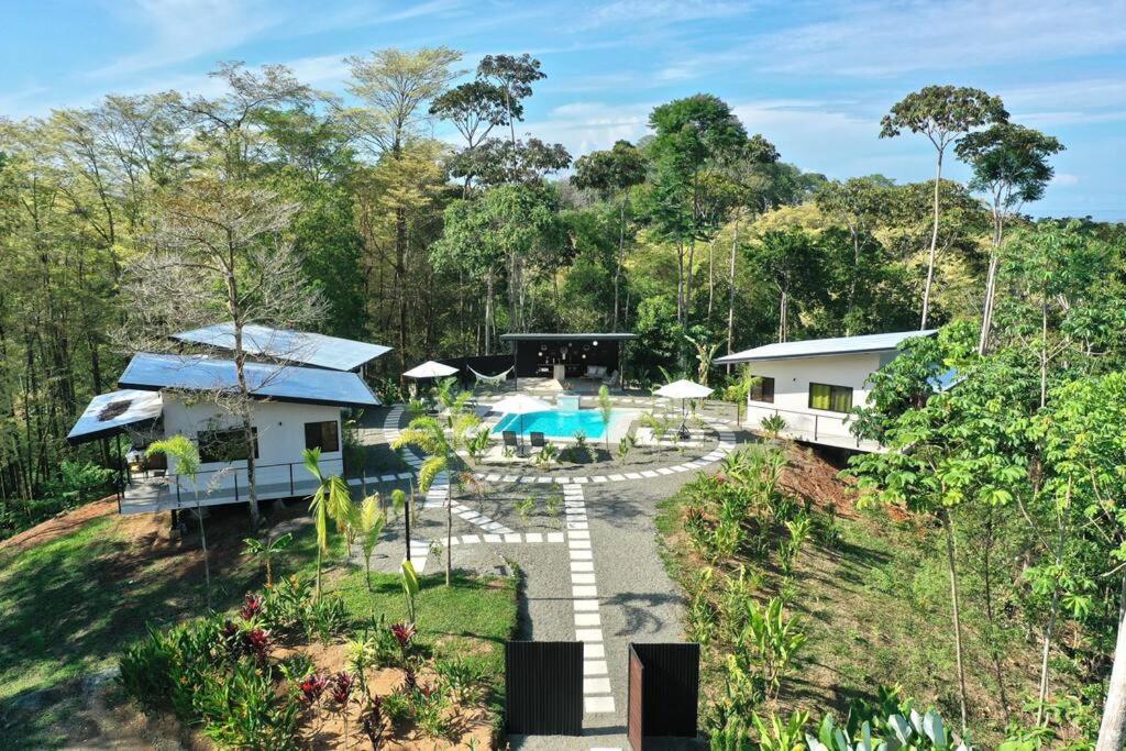 Sharma Costa Rica - Hawk Casita