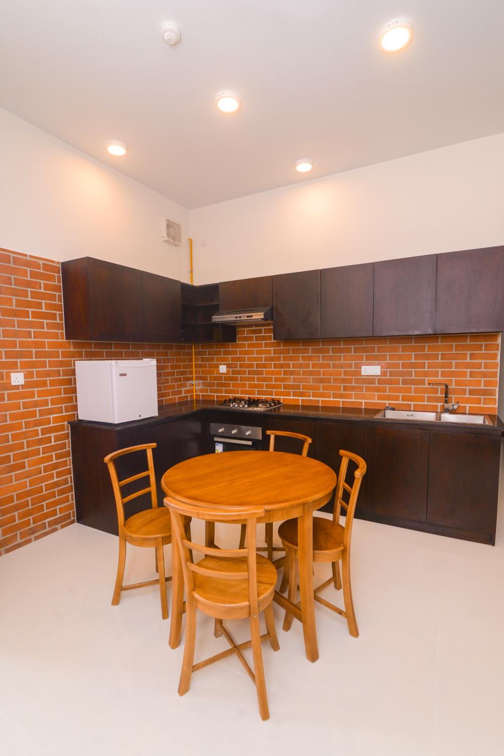 Bluewind Luxury Apartment - 2rooms - Wattala-Hemas Hospital view 4