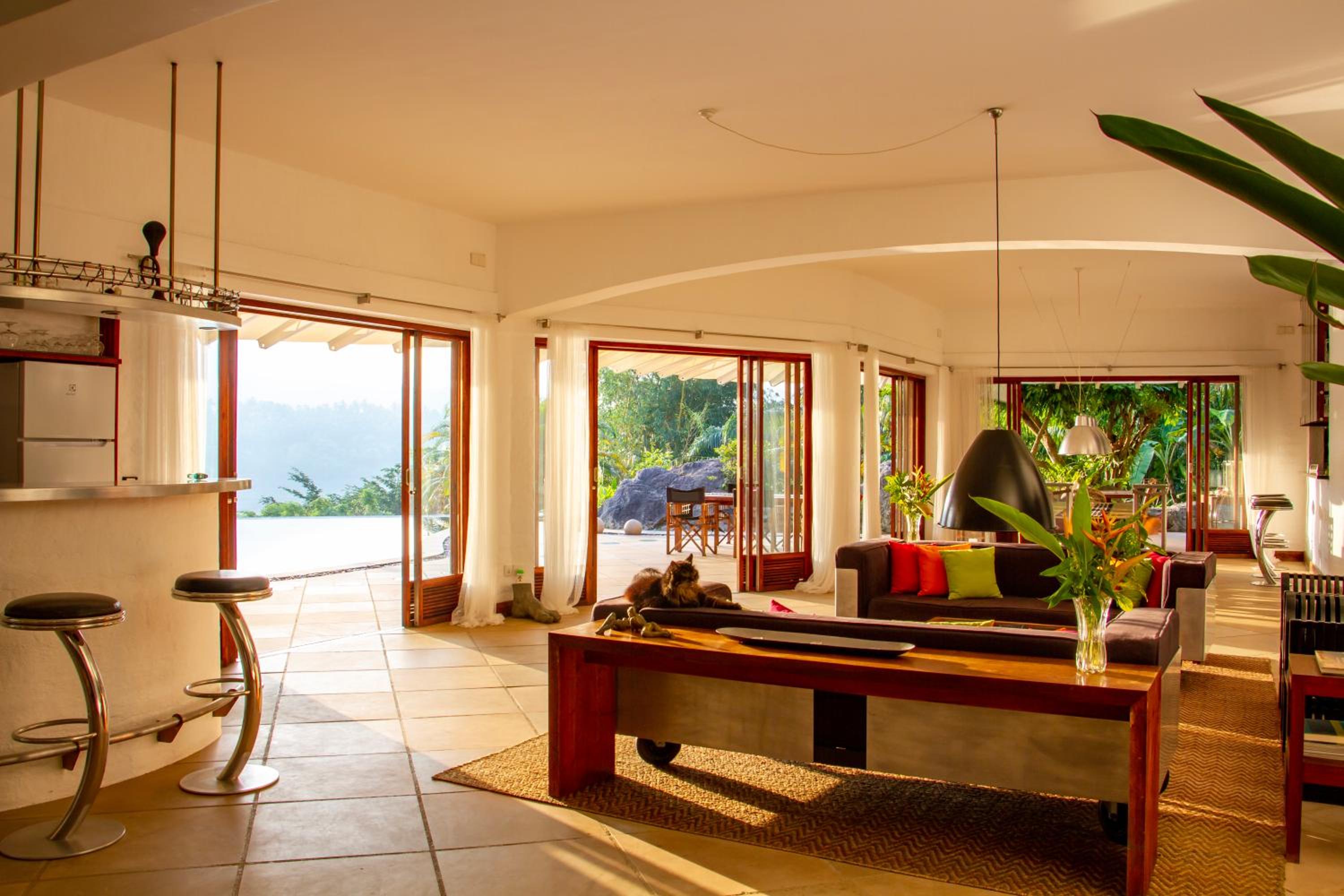 Bougainvillea Retreat