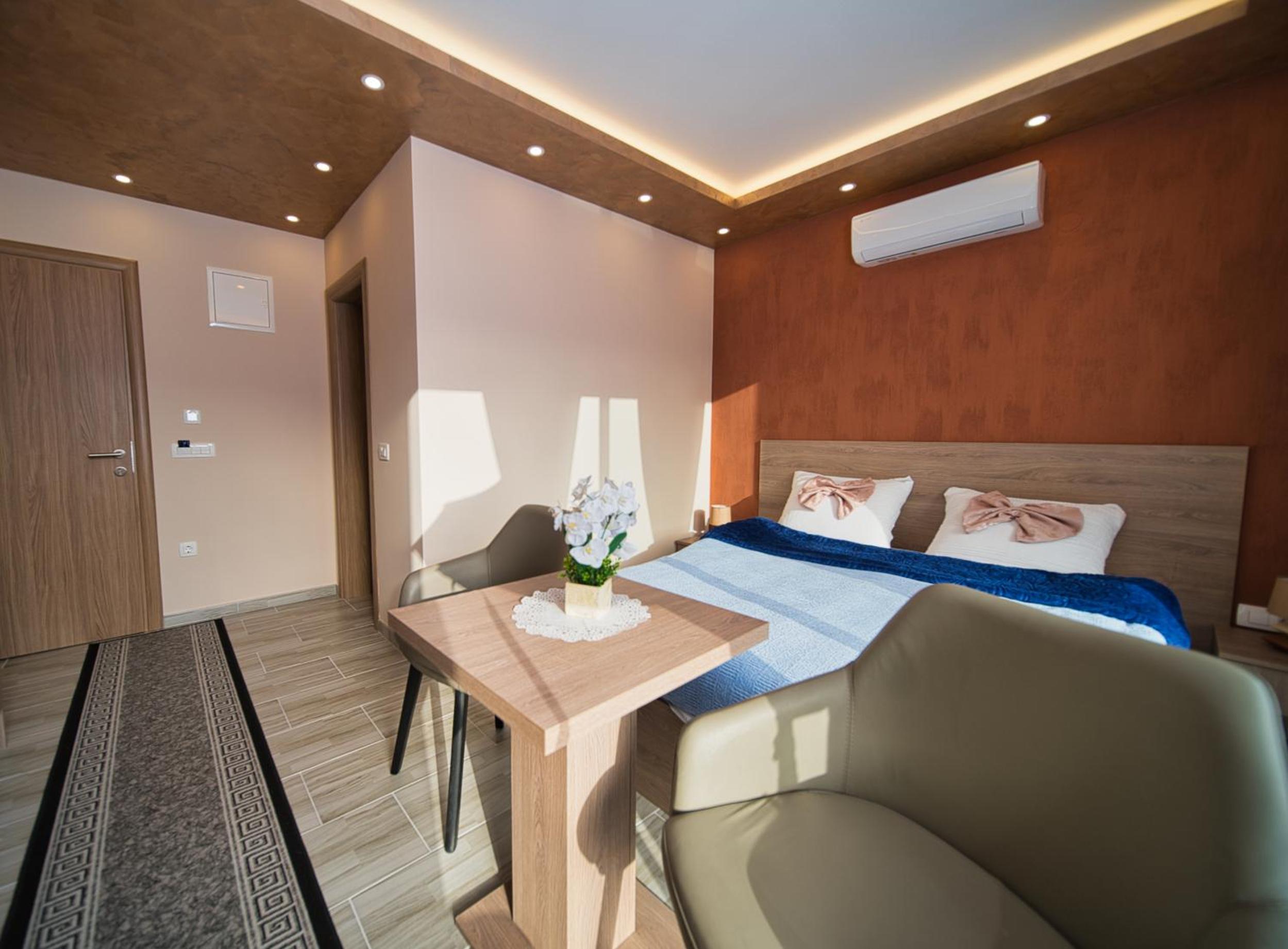 SM Exclusive Apartments