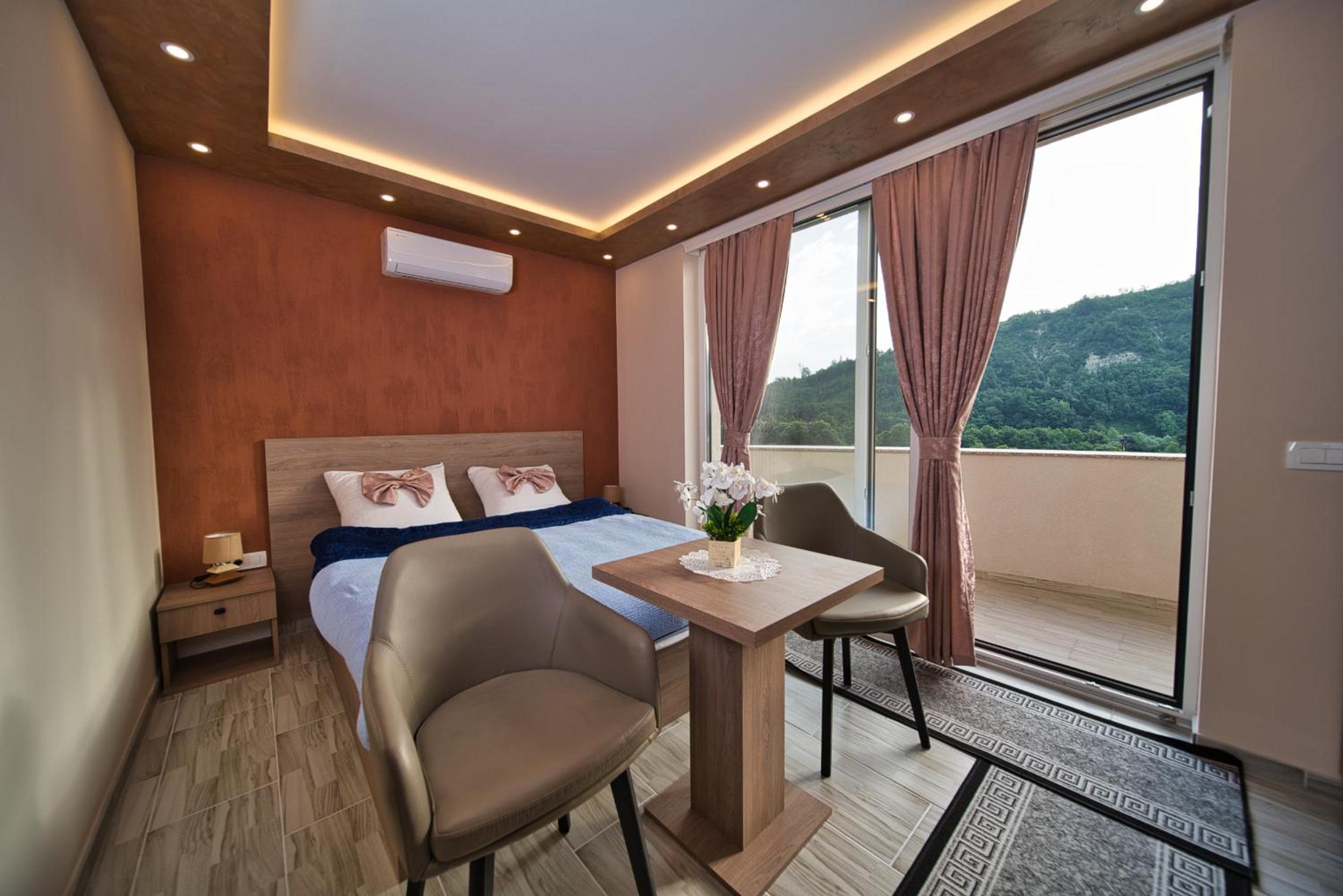 SM Exclusive Apartments