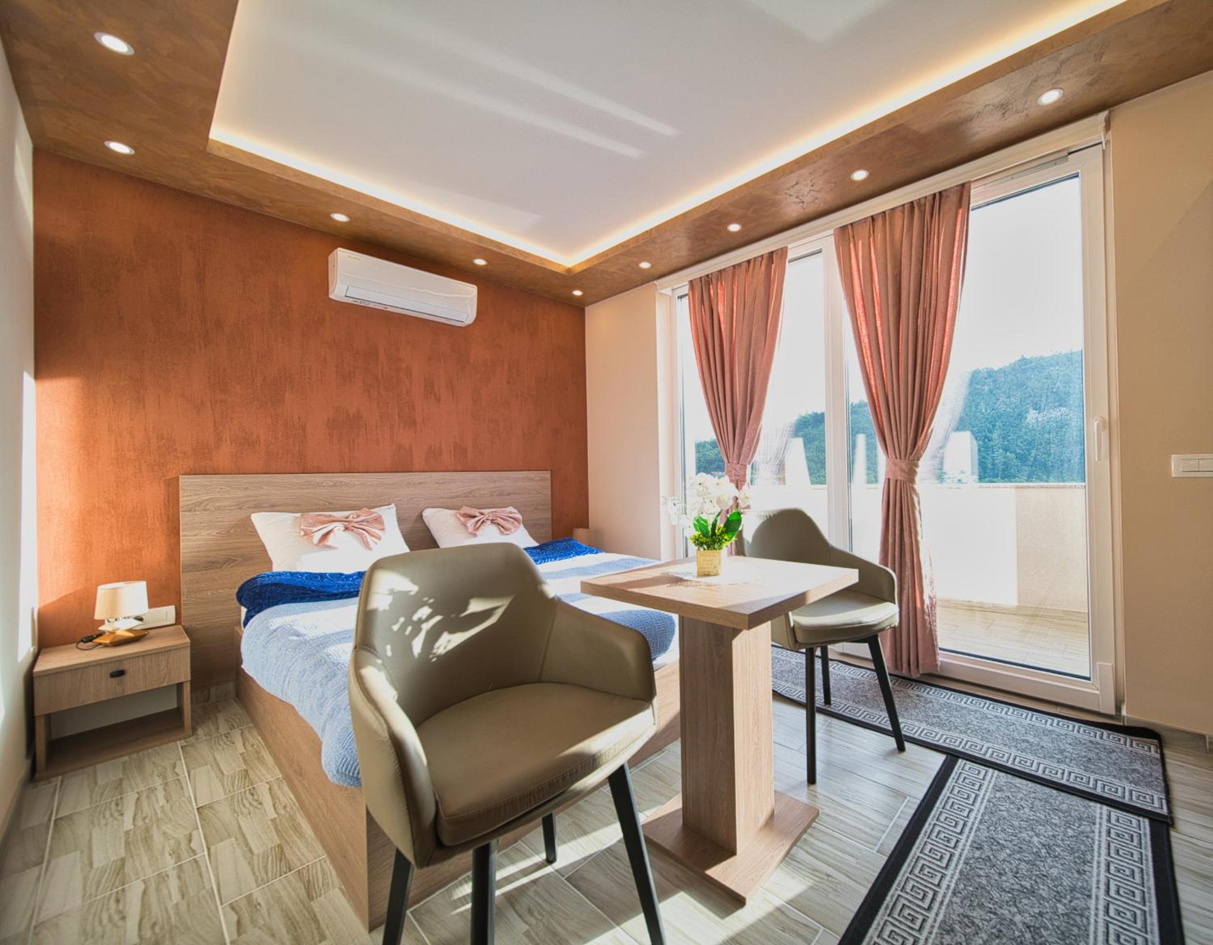 SM Exclusive Apartments